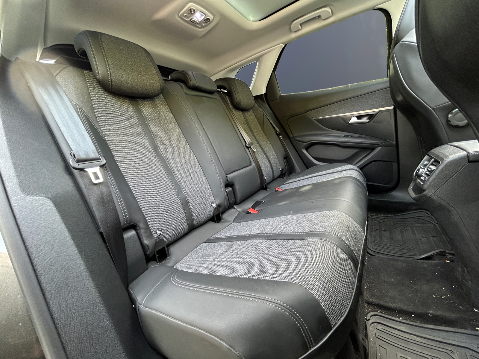 Peugeot 3008 11