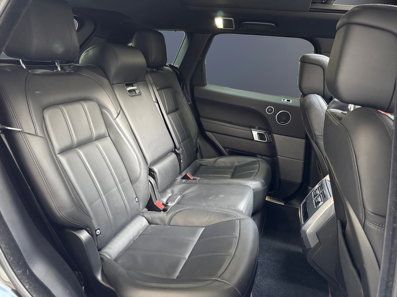 Land Rover Range Rover Sport 11