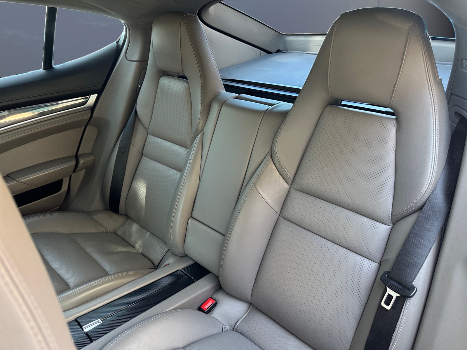 Porsche Panamera 10