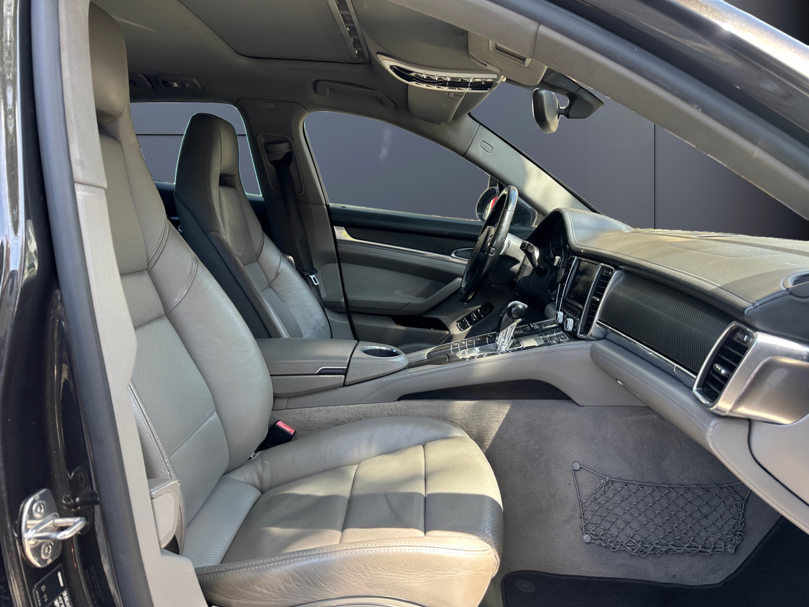 Porsche Panamera 13