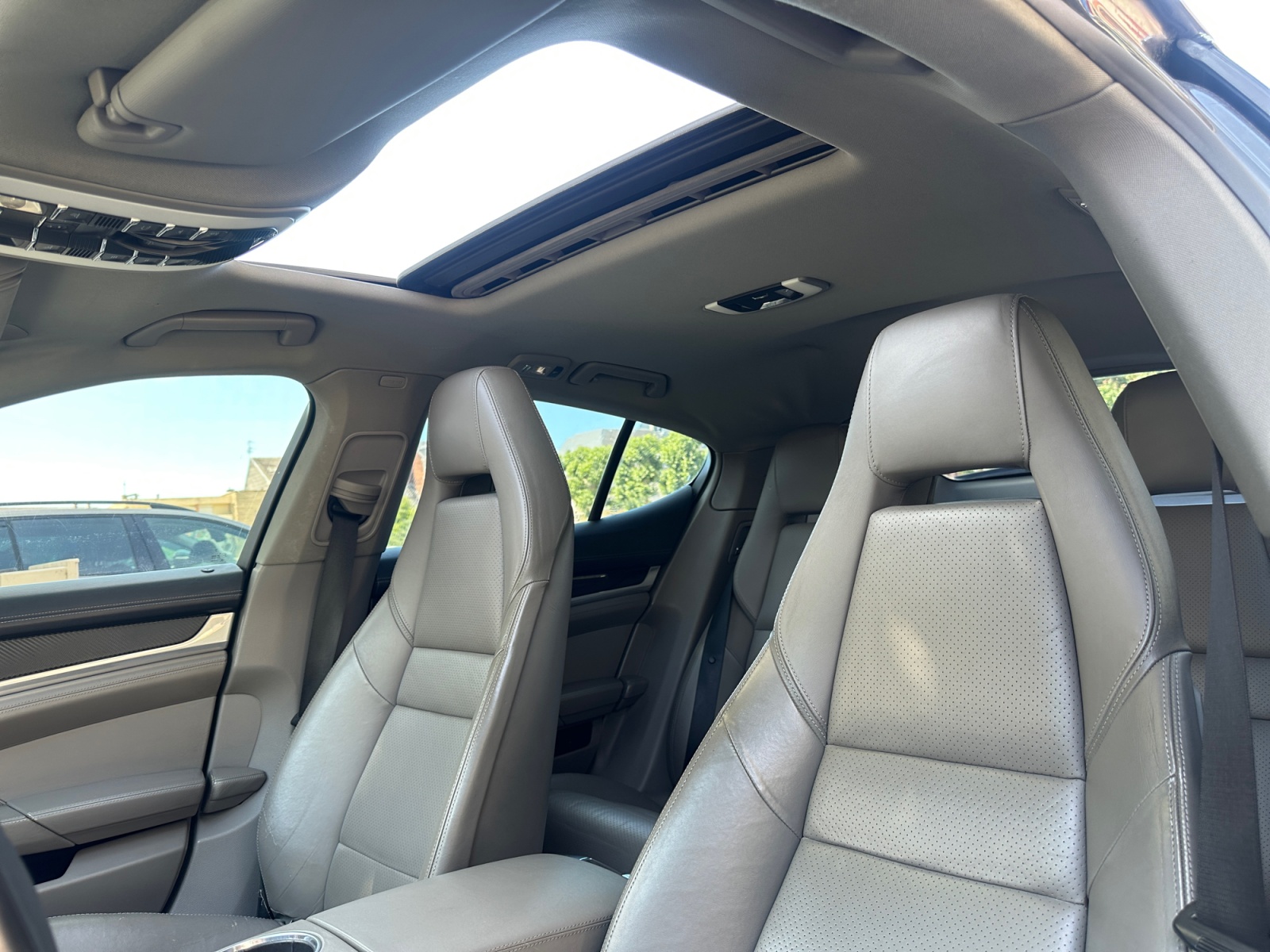 Porsche Panamera 30