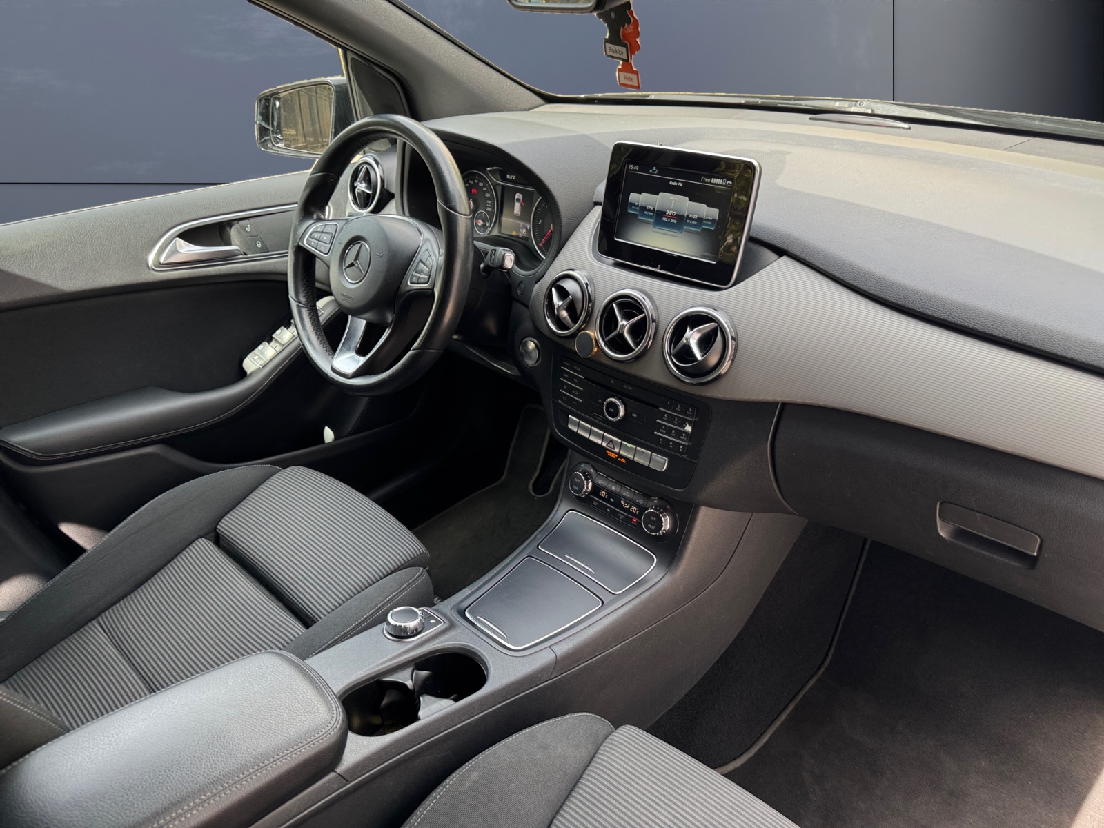 Mercedes-Benz Classe B 12