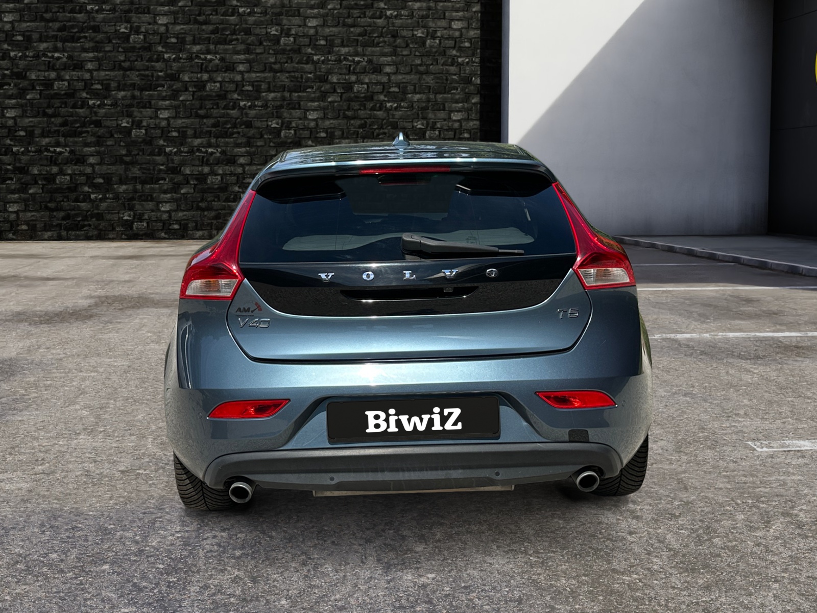 Volvo V40 3