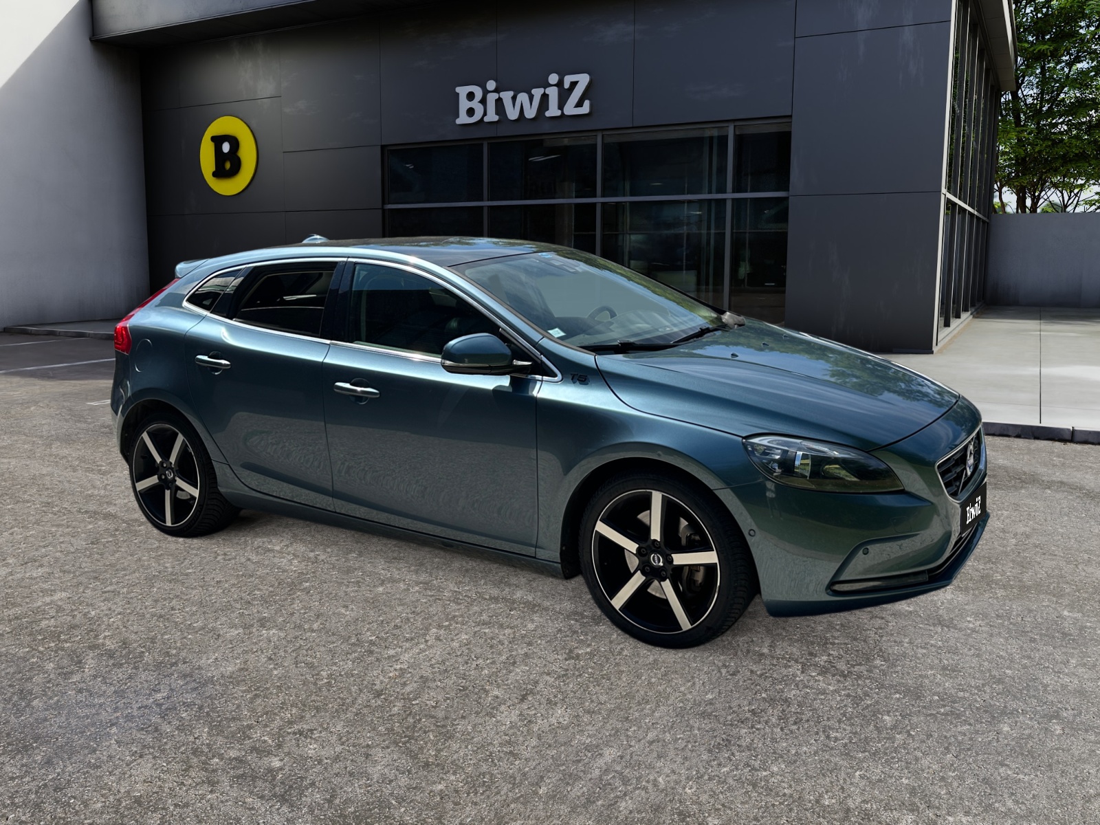 Volvo V40 6