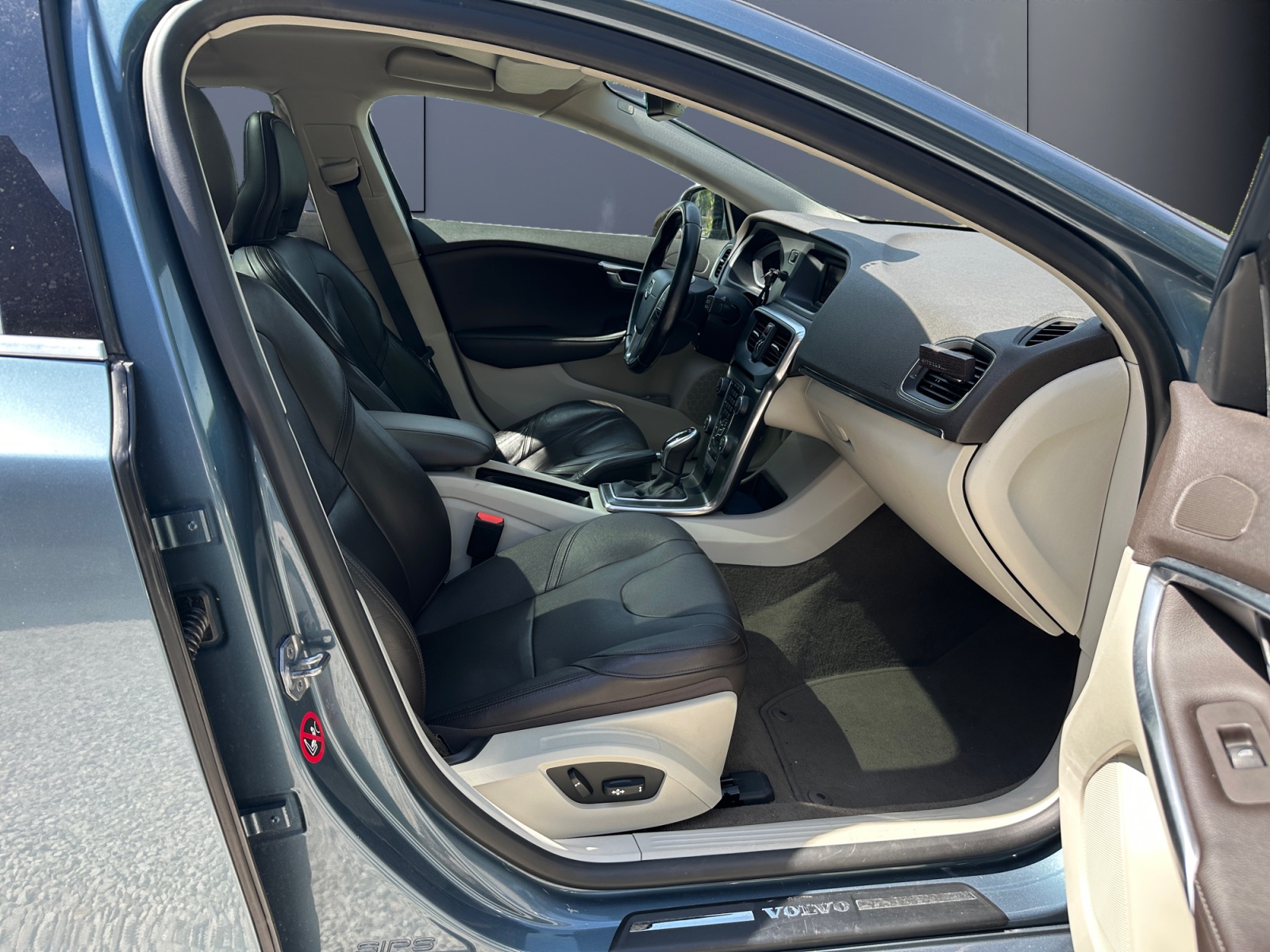 Volvo V40 18