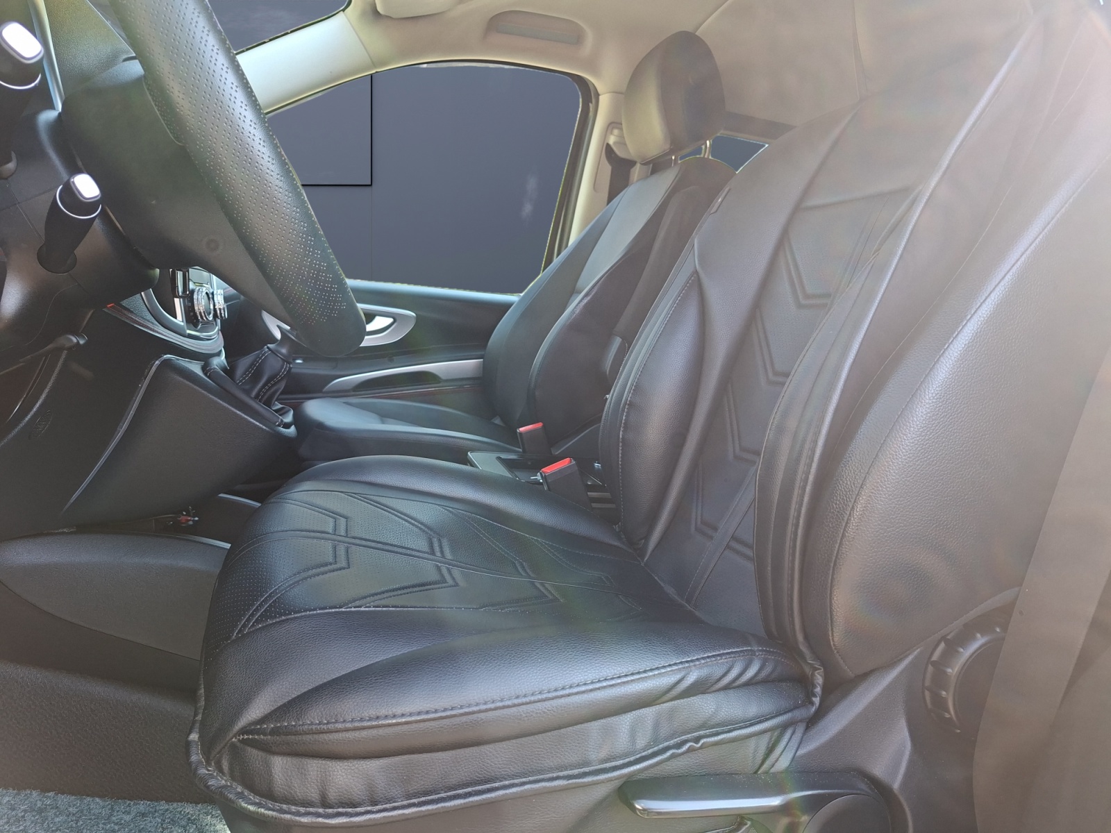 Mercedes-Benz Vito 9