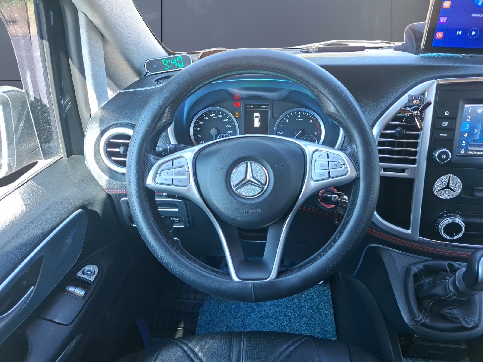 Mercedes-Benz Vito 15