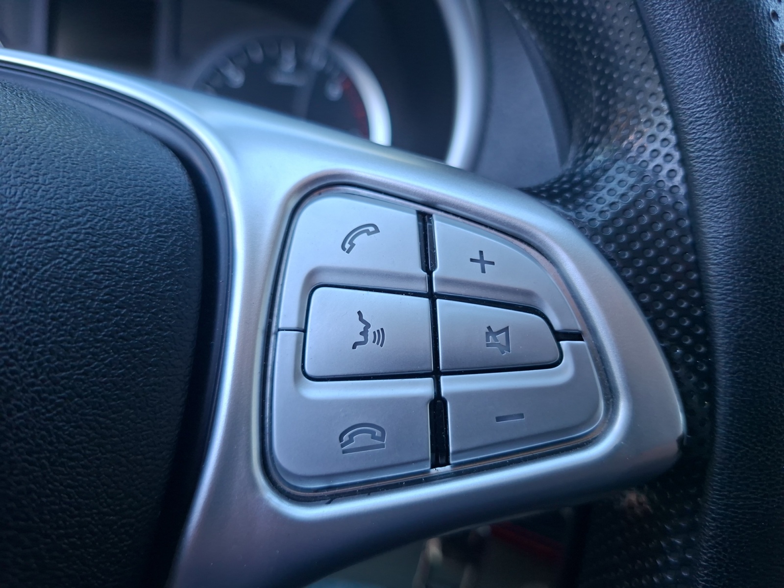 Mercedes-Benz Vito 18