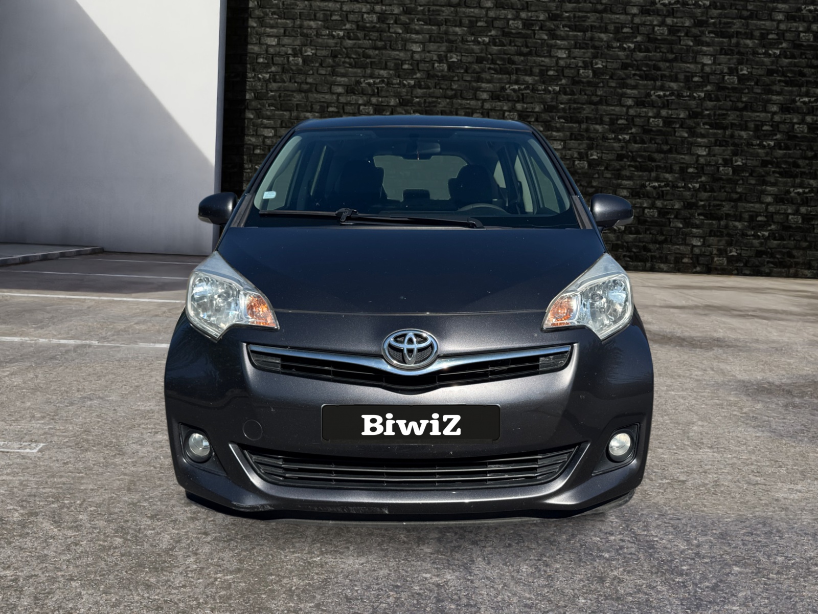 Toyota Verso-S 7