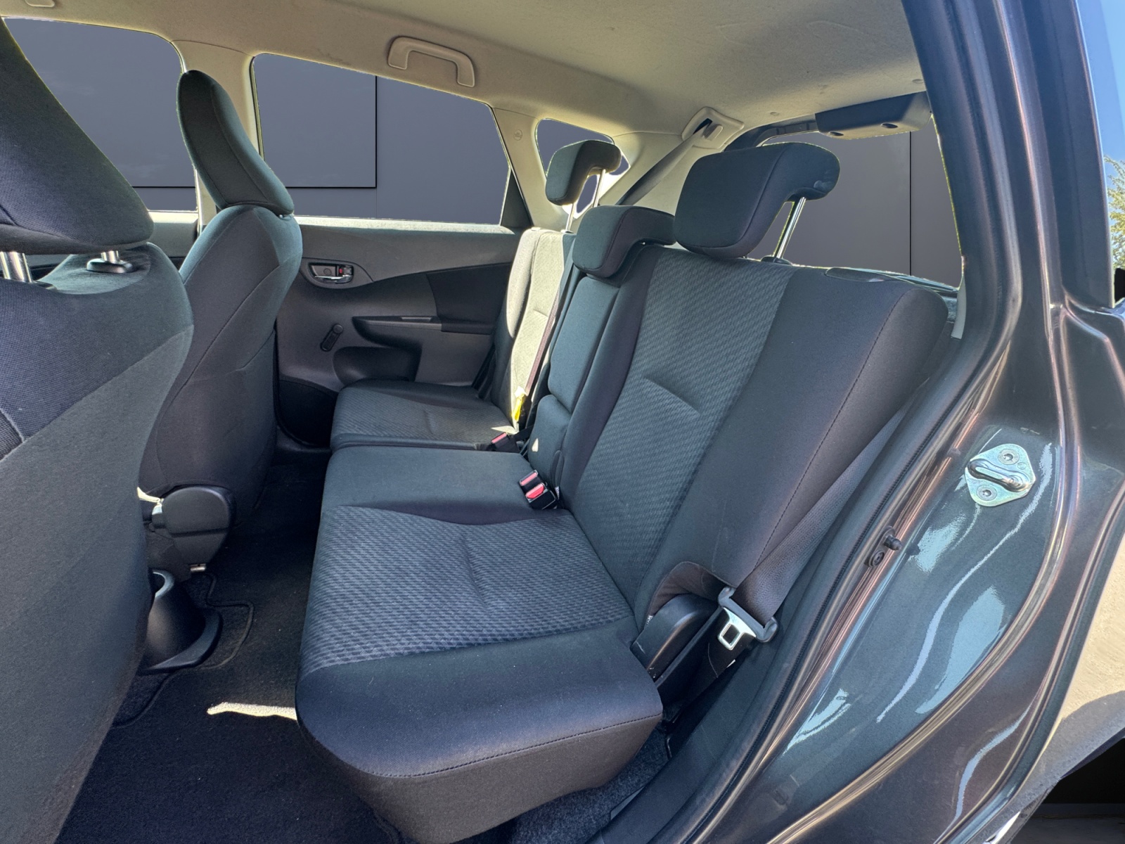 Toyota Verso-S 10