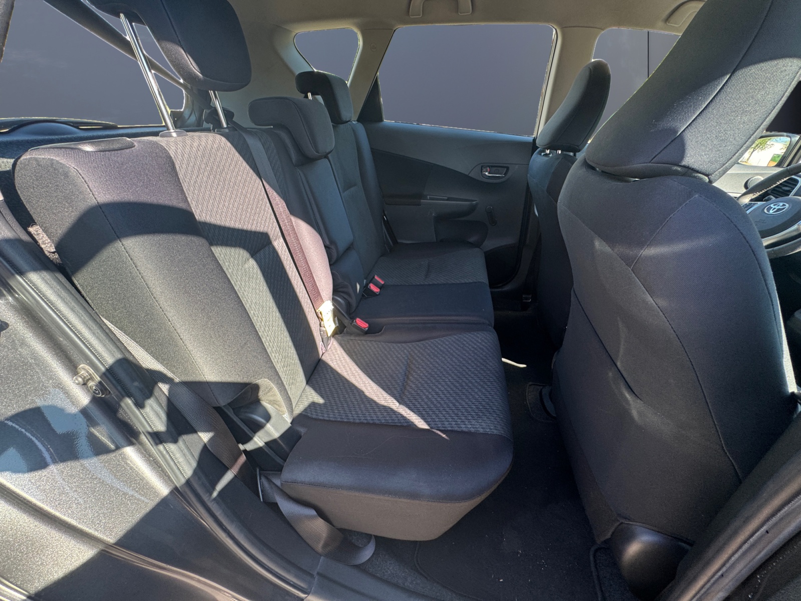 Toyota Verso-S 11