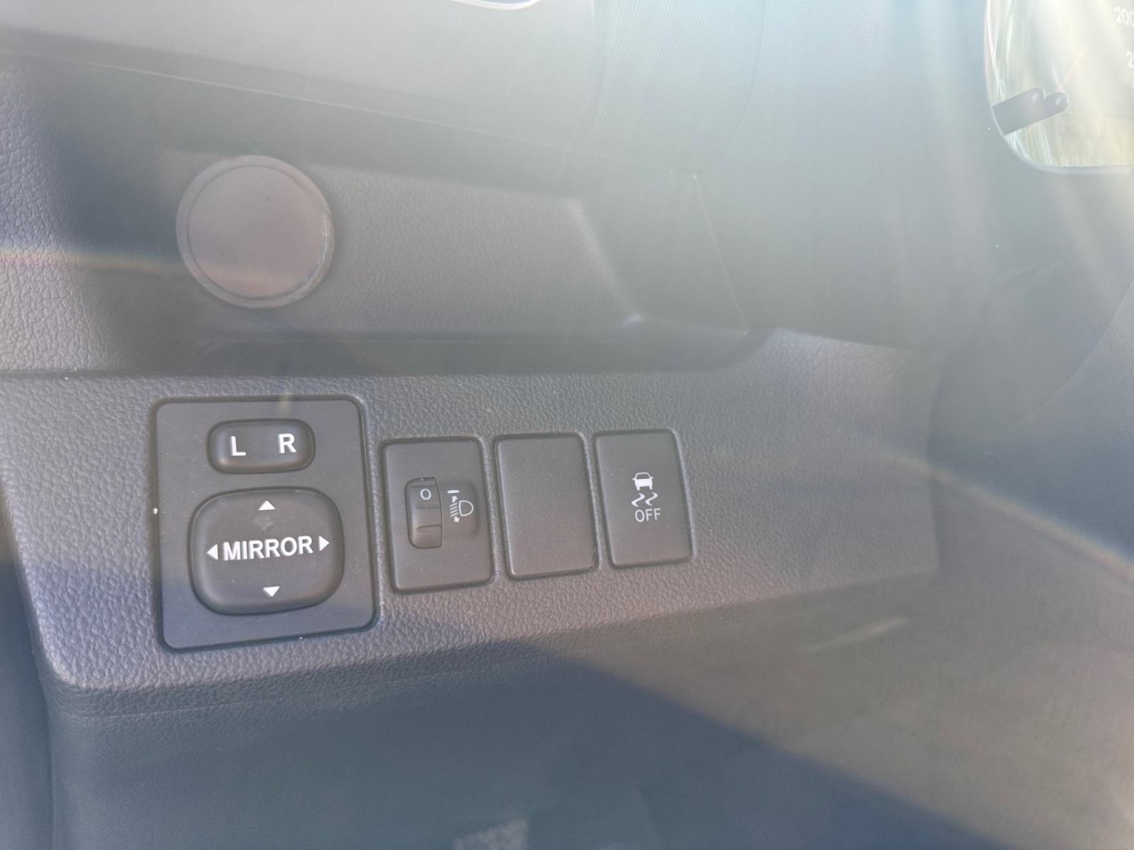 Toyota Verso-S 18