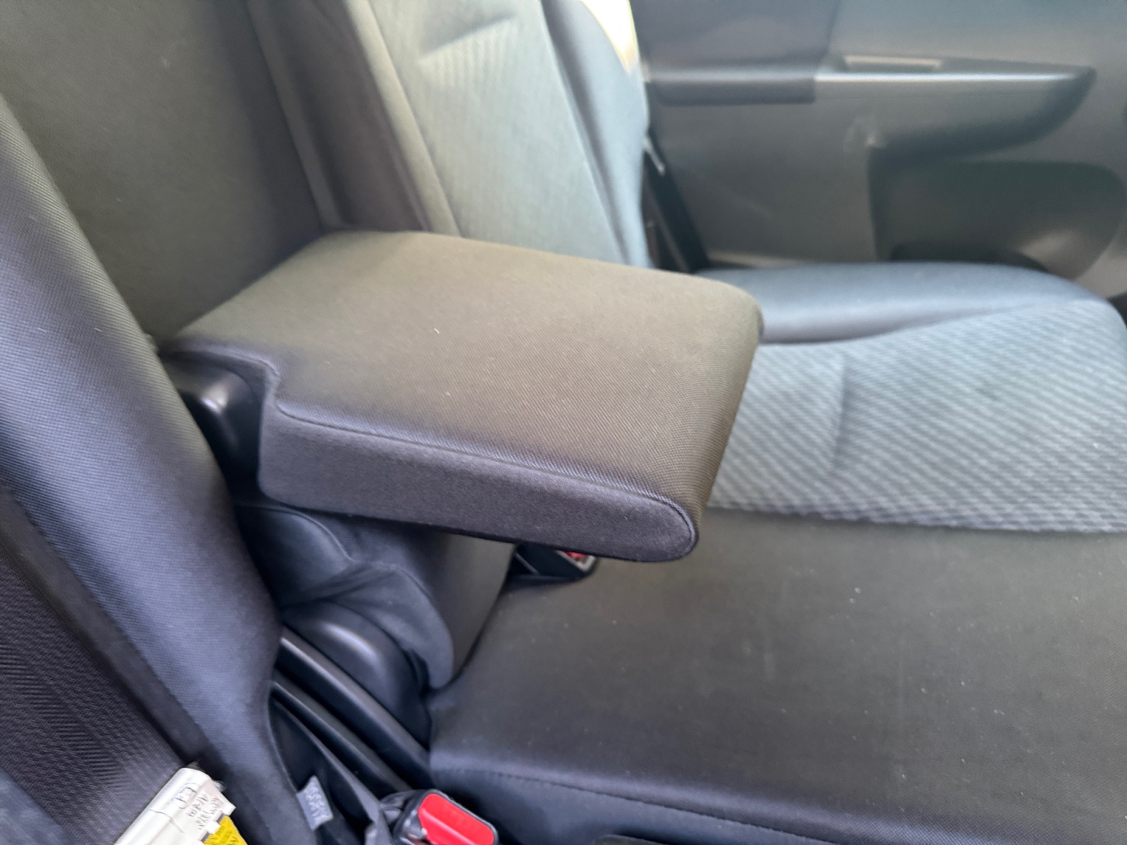 Toyota Verso-S 28