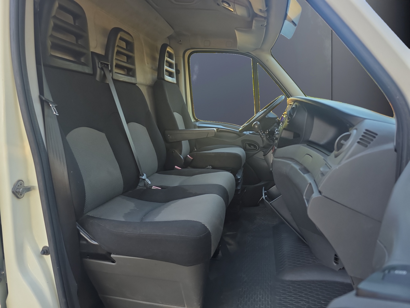 Iveco Daily Vu 13