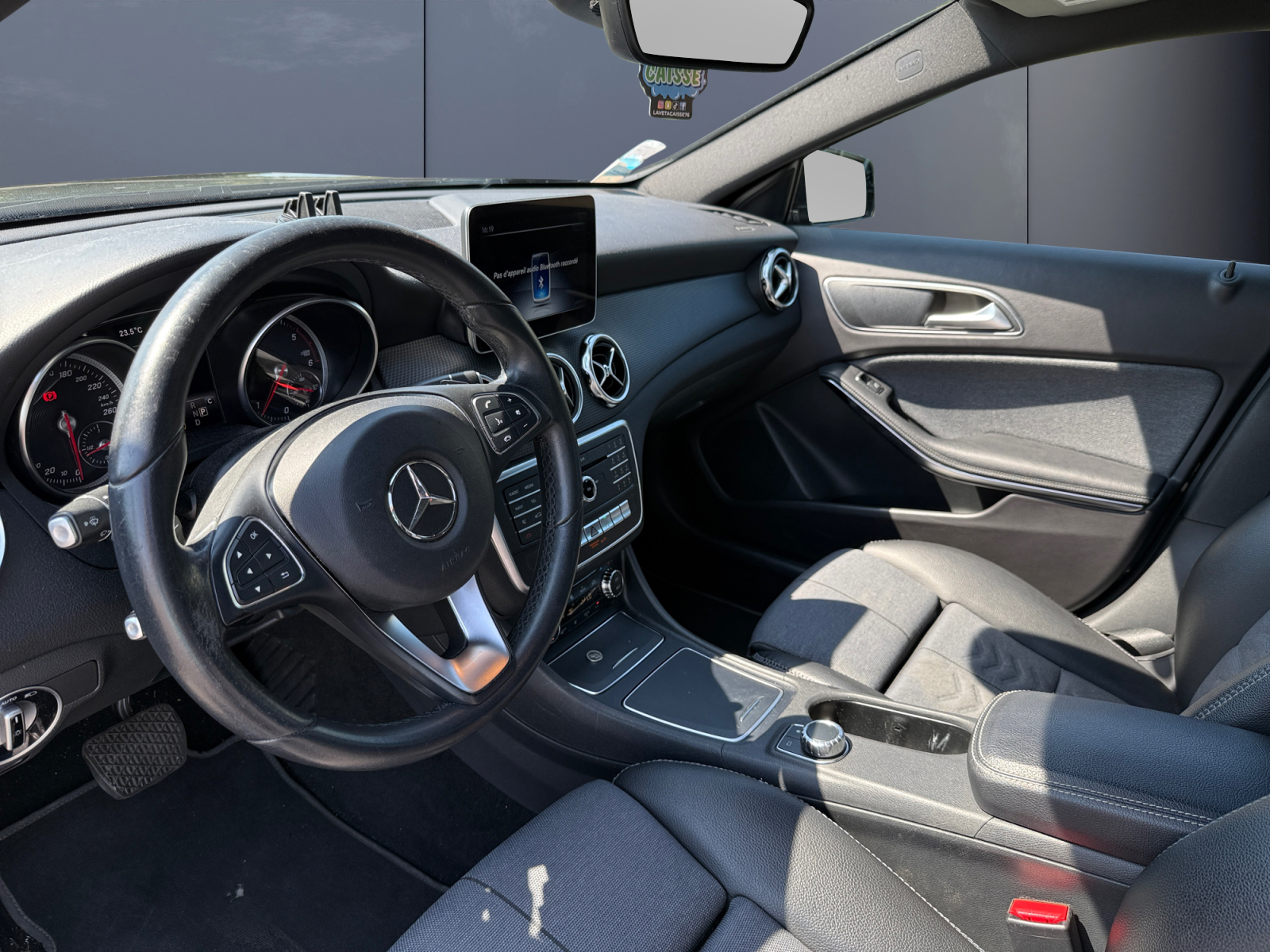 Mercedes-Benz Gla 8