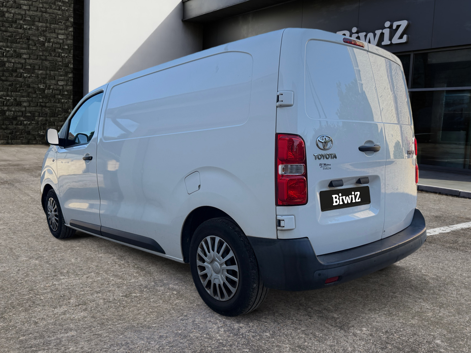 Toyota Pro Ace 2