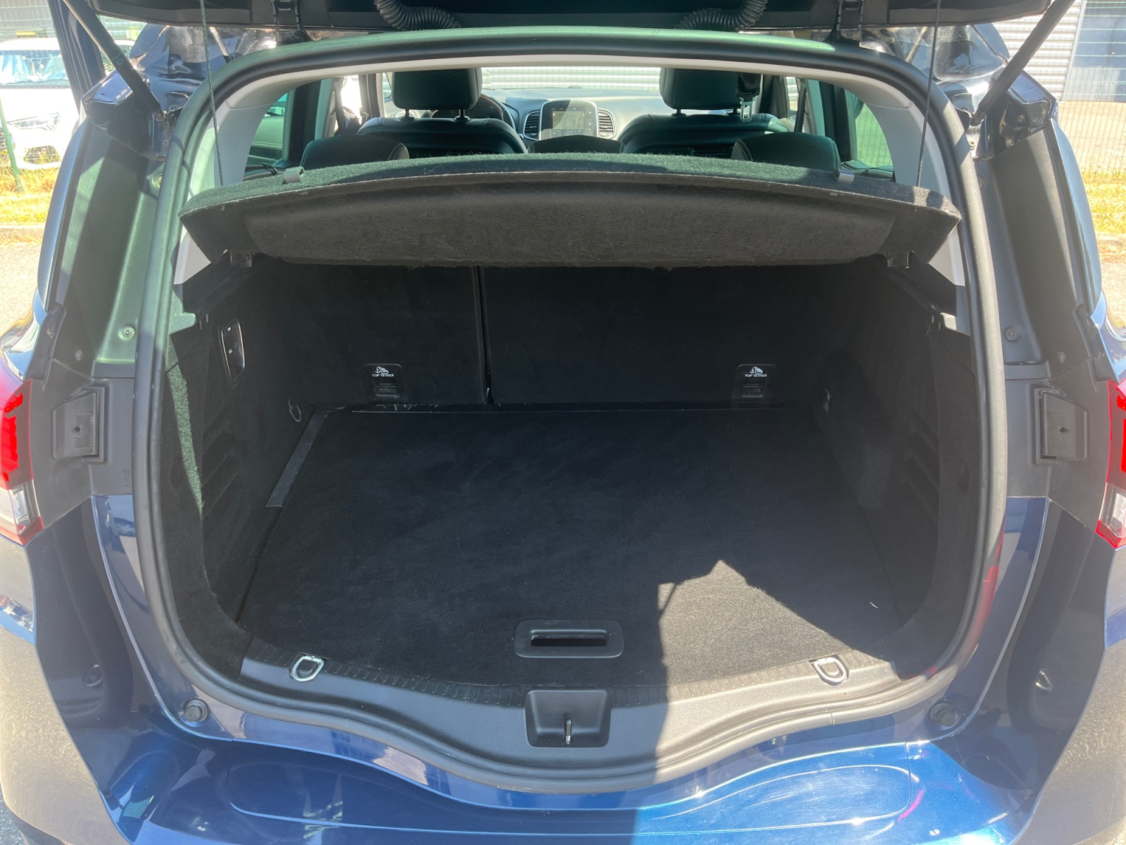 Renault Scenic 24