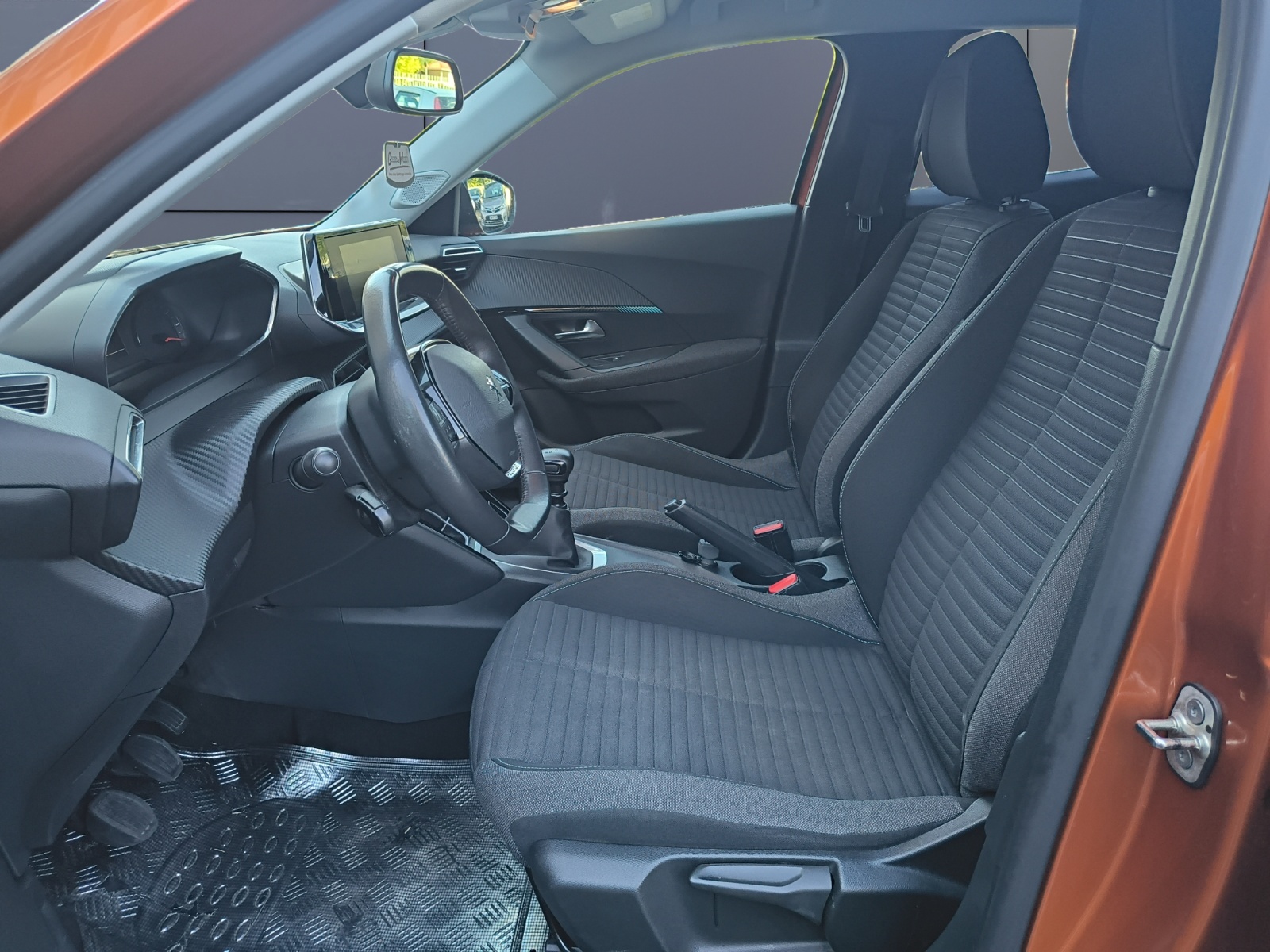 Peugeot 2008 9