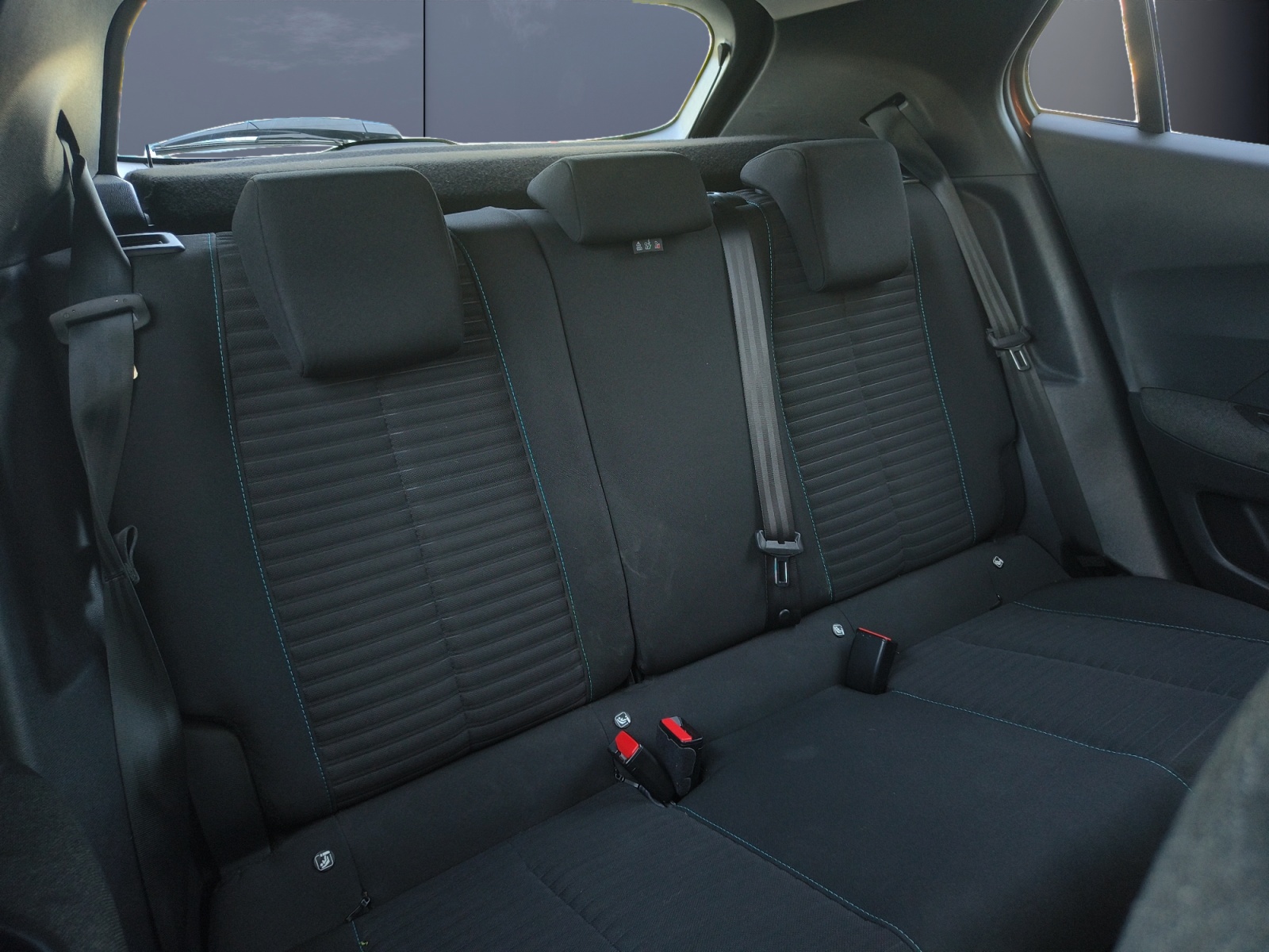 Peugeot 2008 11