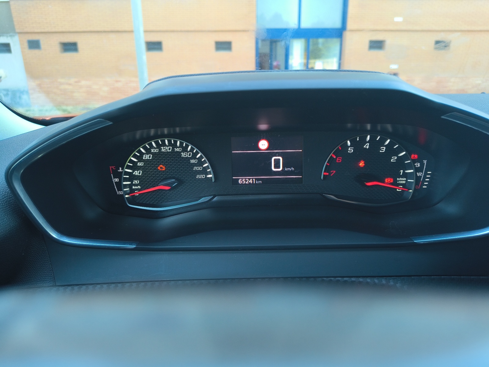 Peugeot 2008 16