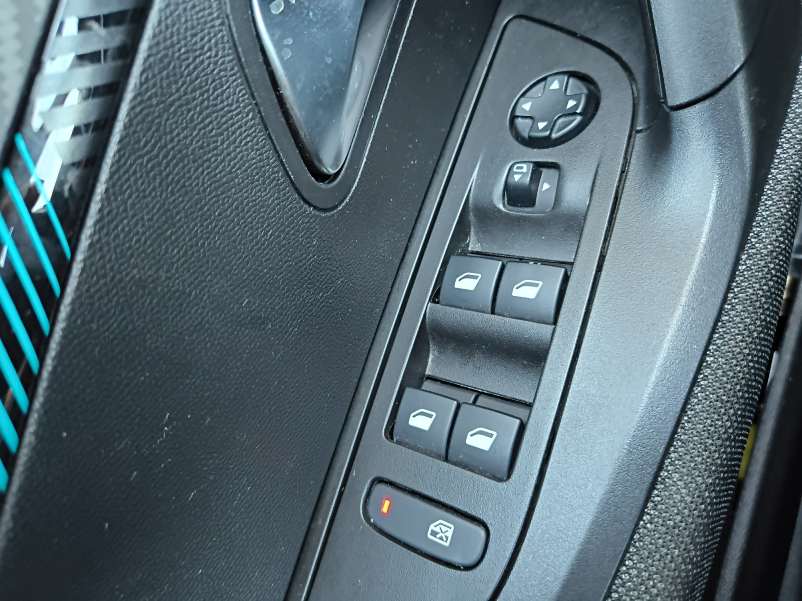 Peugeot 2008 17