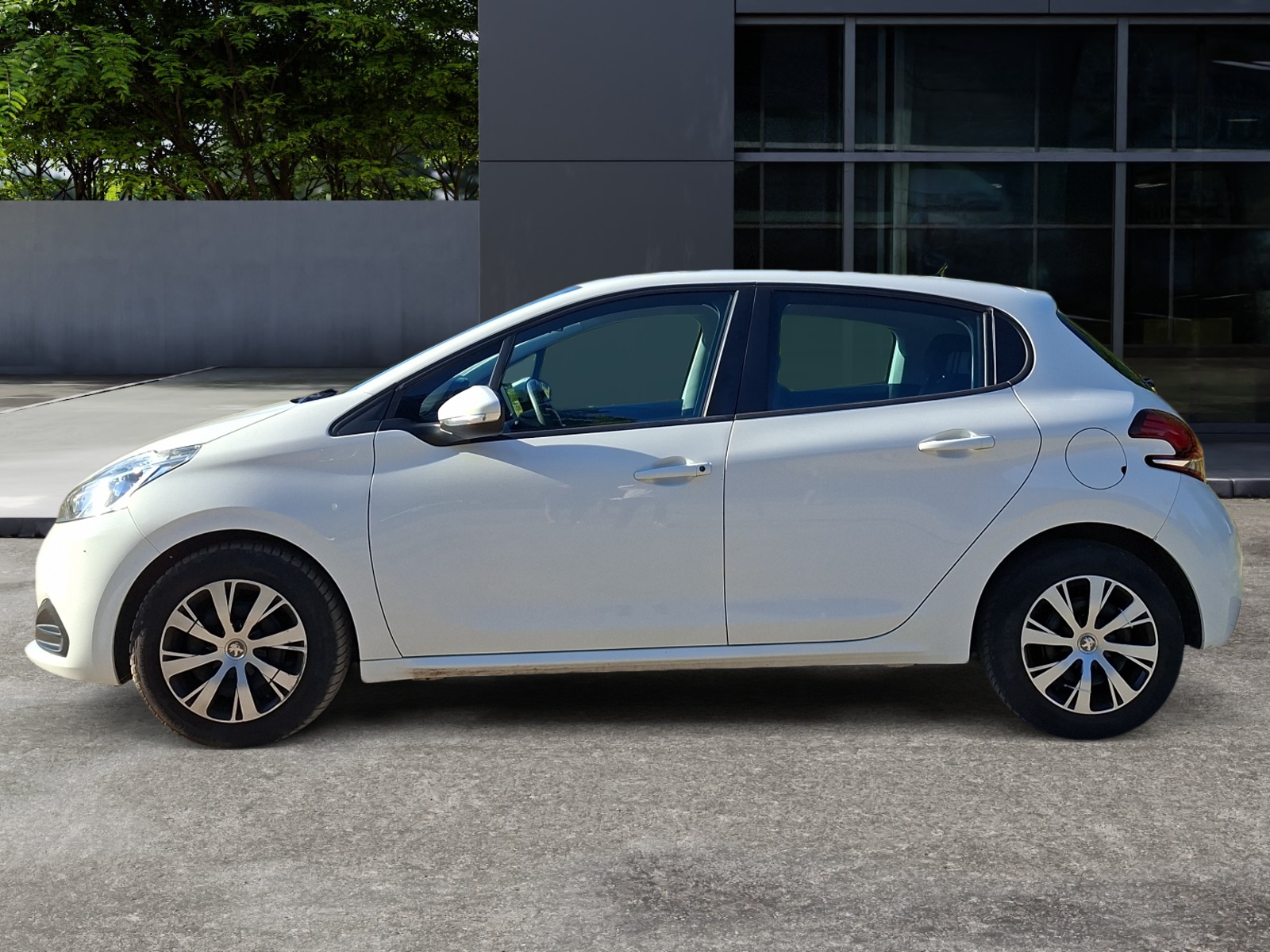 Peugeot 208 1