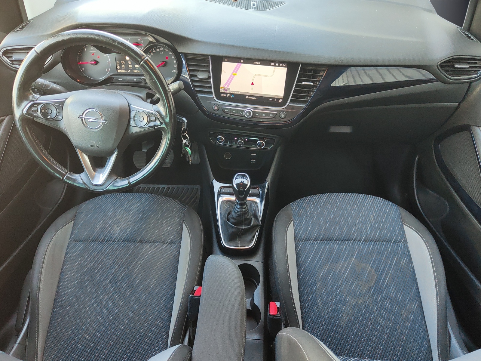 Opel Crossland X 14