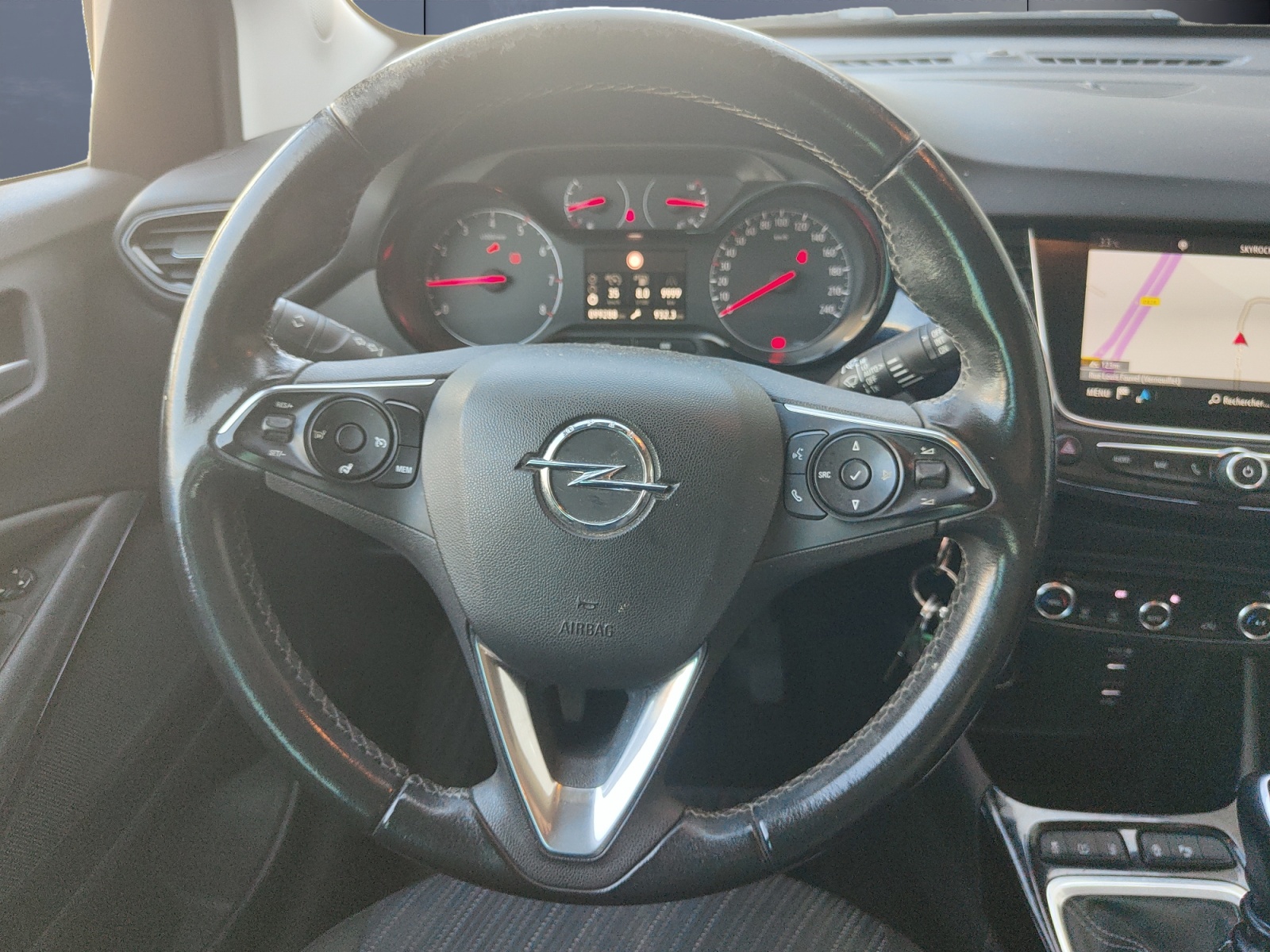 Opel Crossland X 39