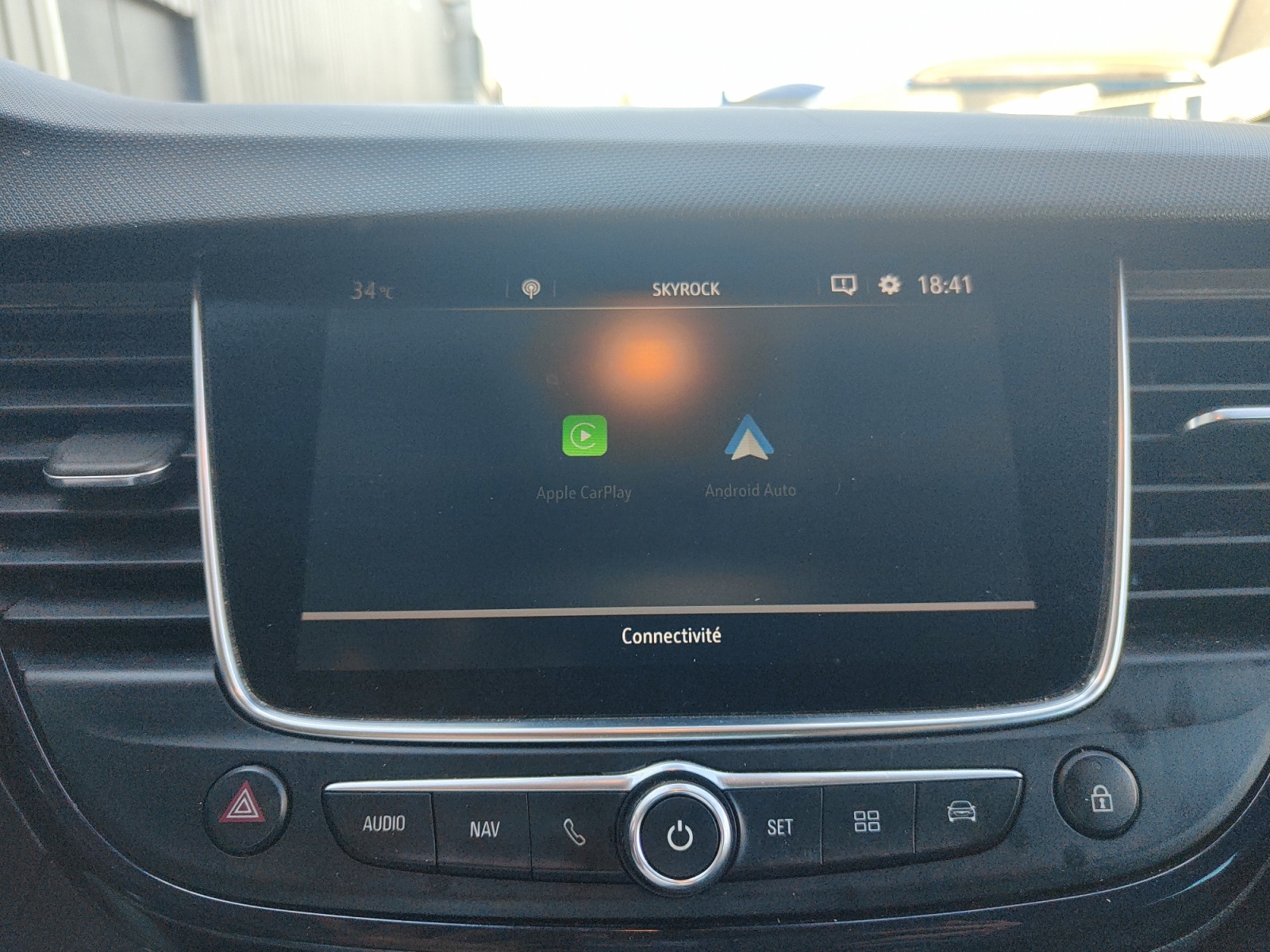 Opel Crossland X 24