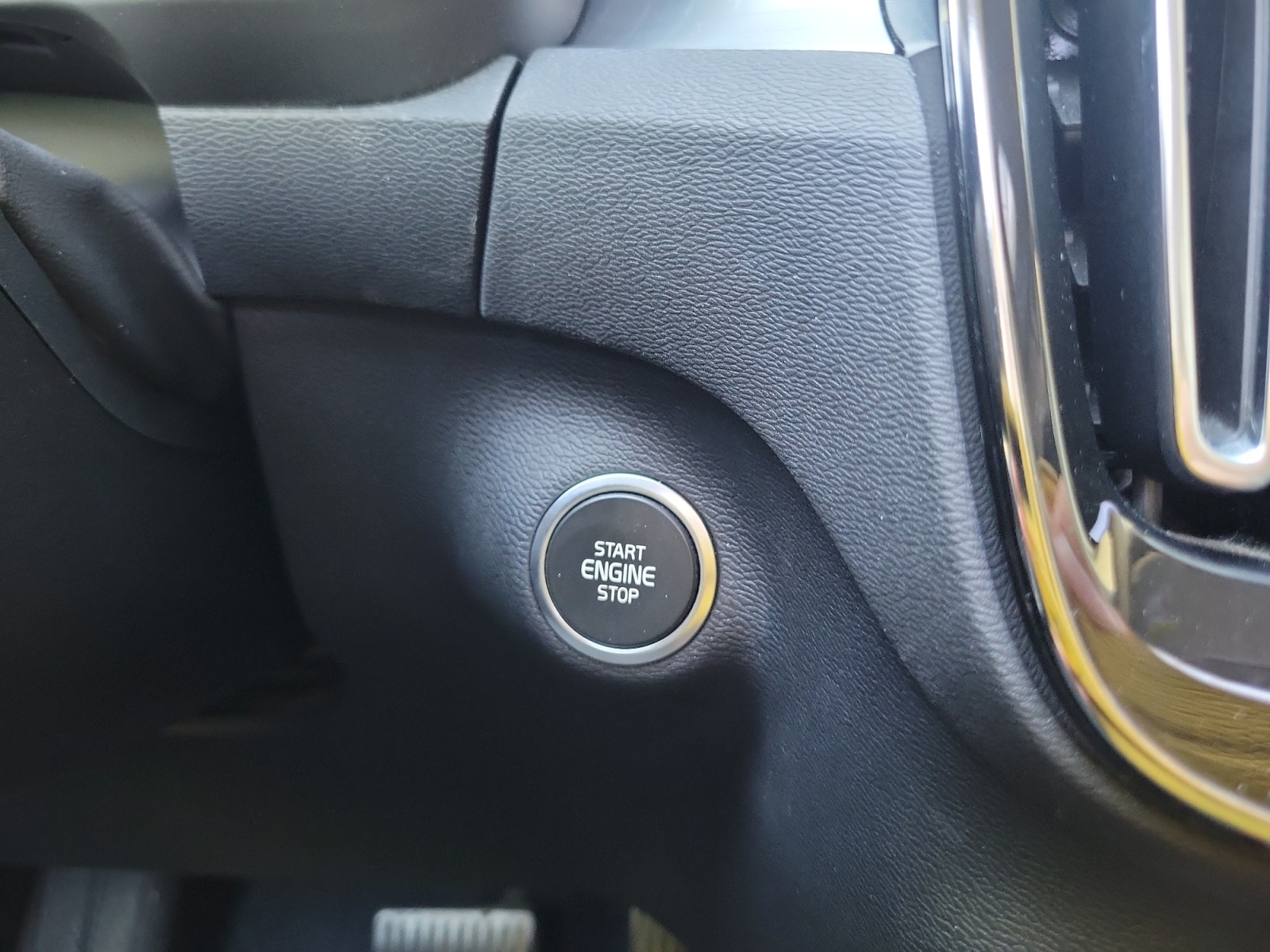 Volvo Xc40 20