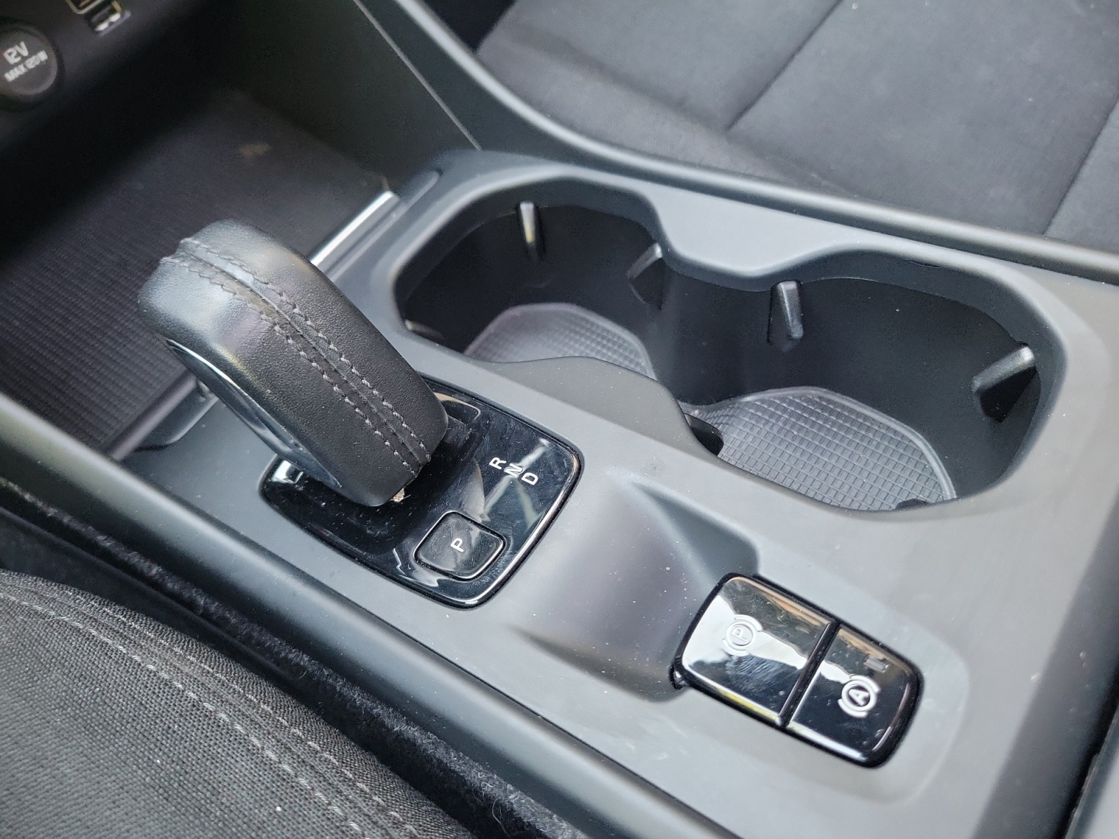 Volvo Xc40 23