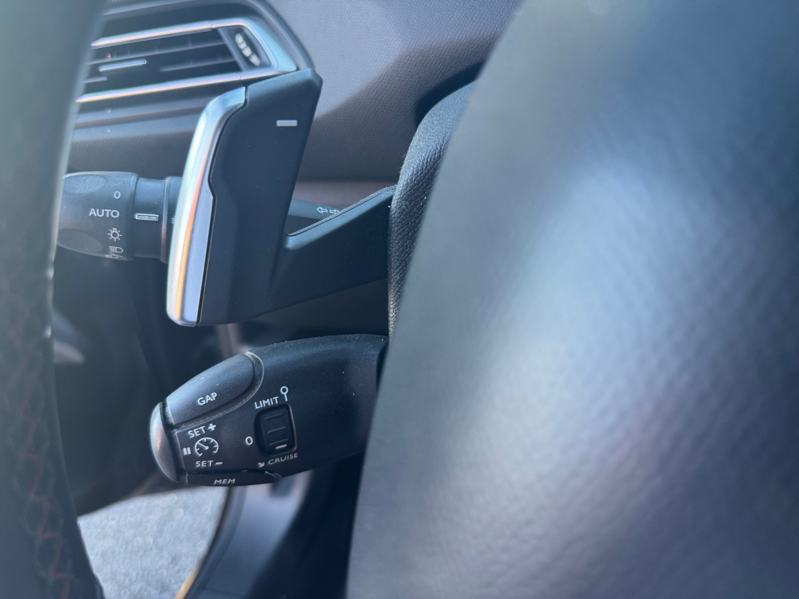 Peugeot 308 23