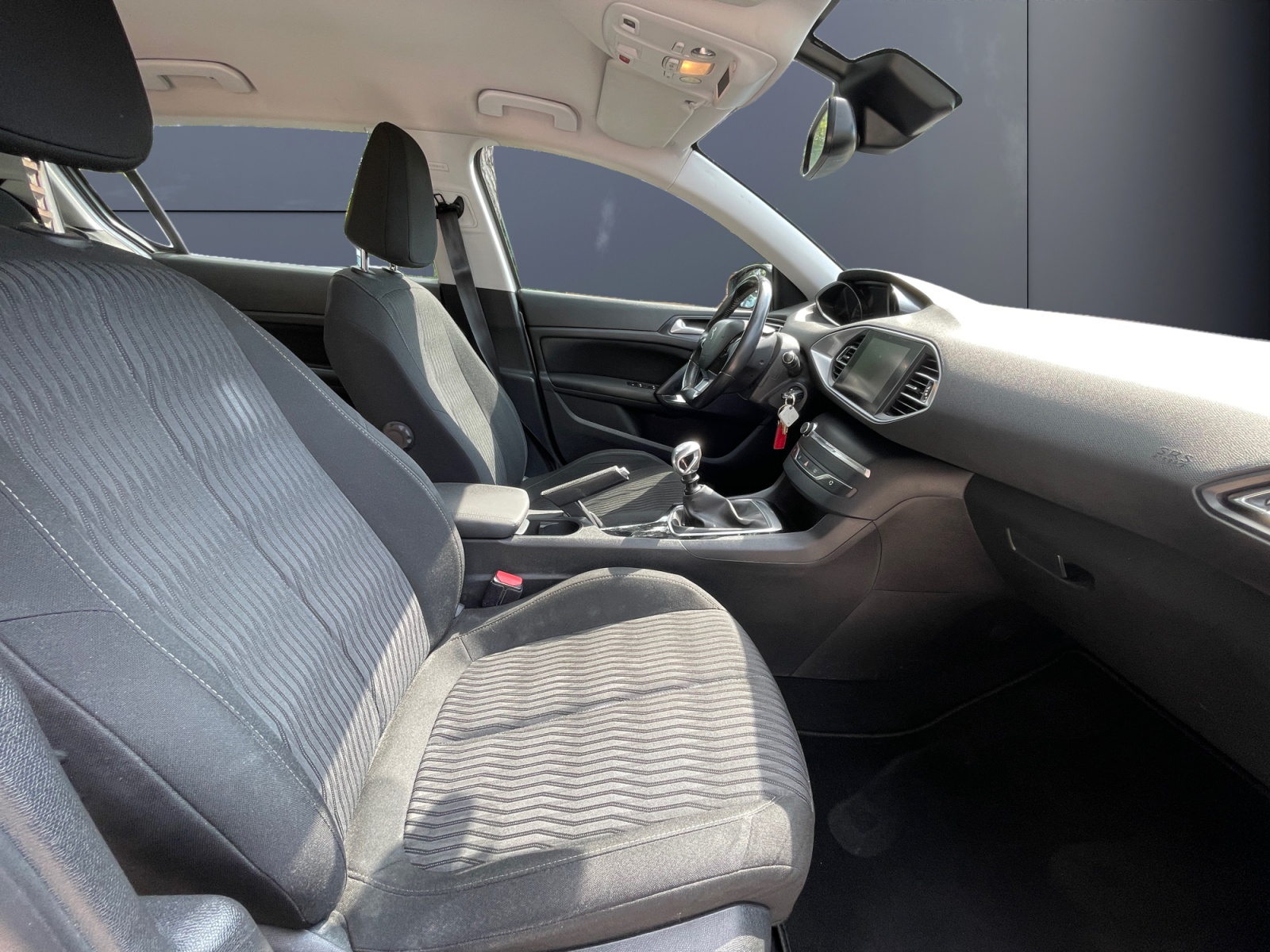 Peugeot 308 13