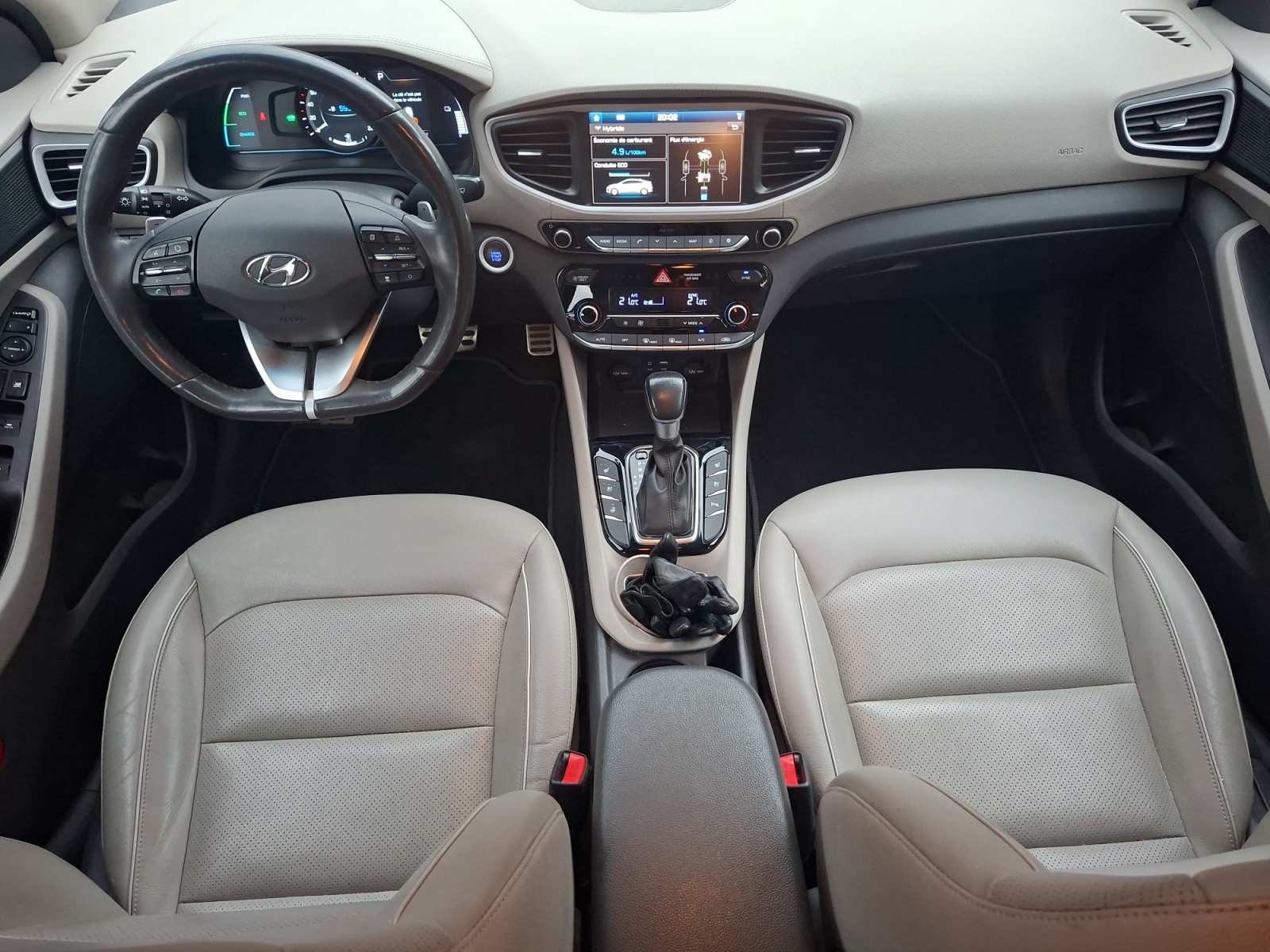 Hyundai Ioniq 14