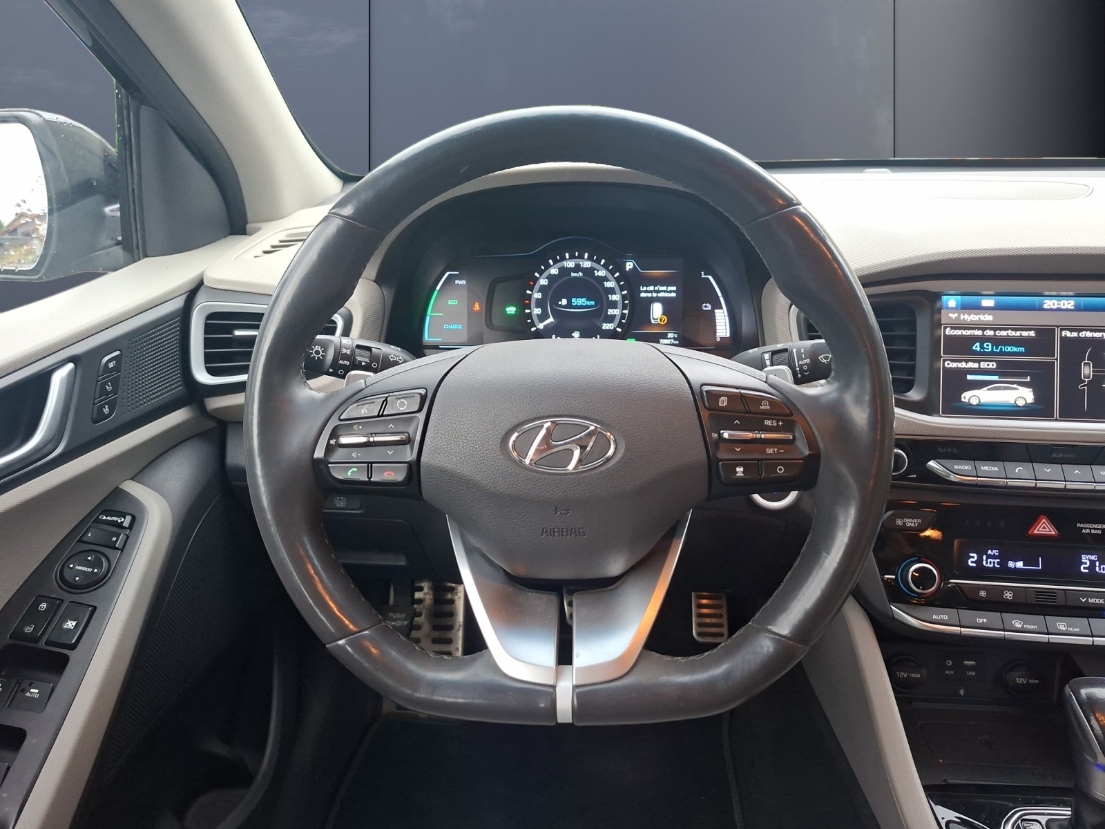 Hyundai Ioniq 15