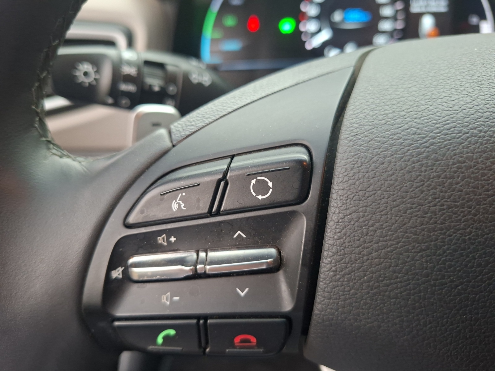Hyundai Ioniq 19