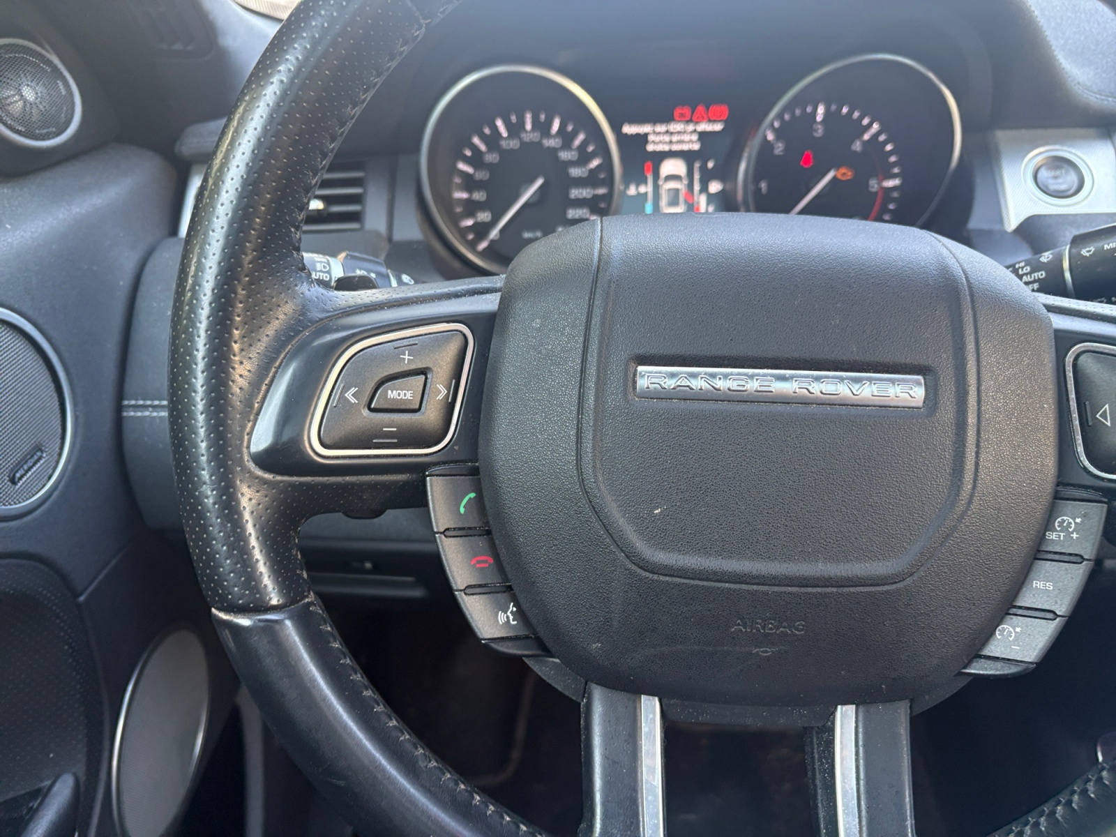Land Rover Range Rover Evoque 17