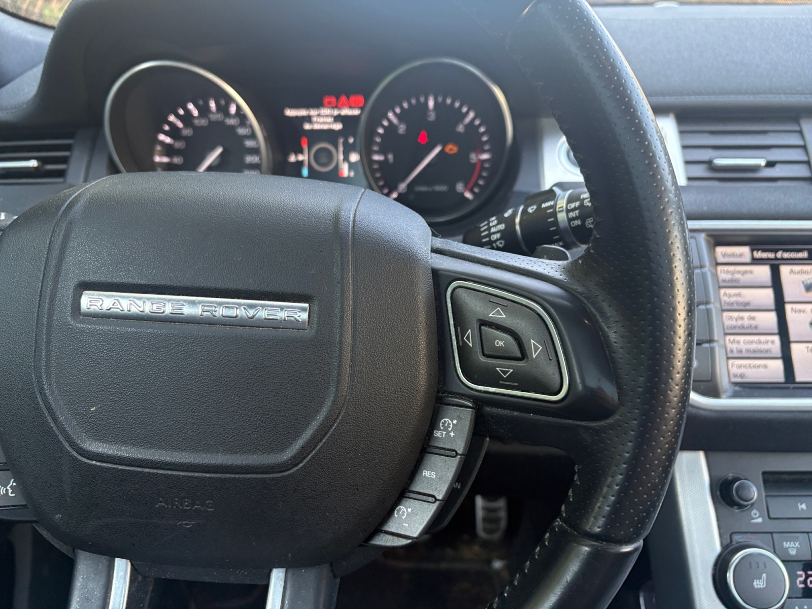Land Rover Range Rover Evoque 18
