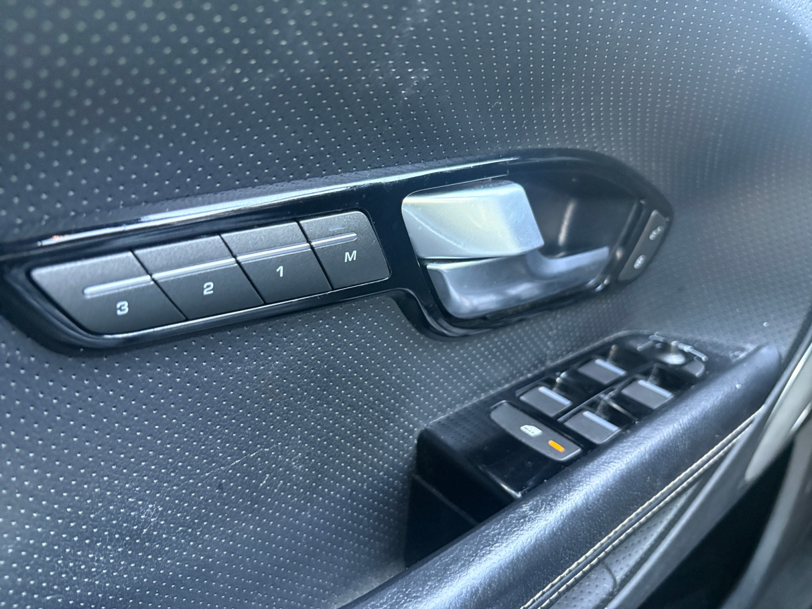Land Rover Range Rover Evoque 23
