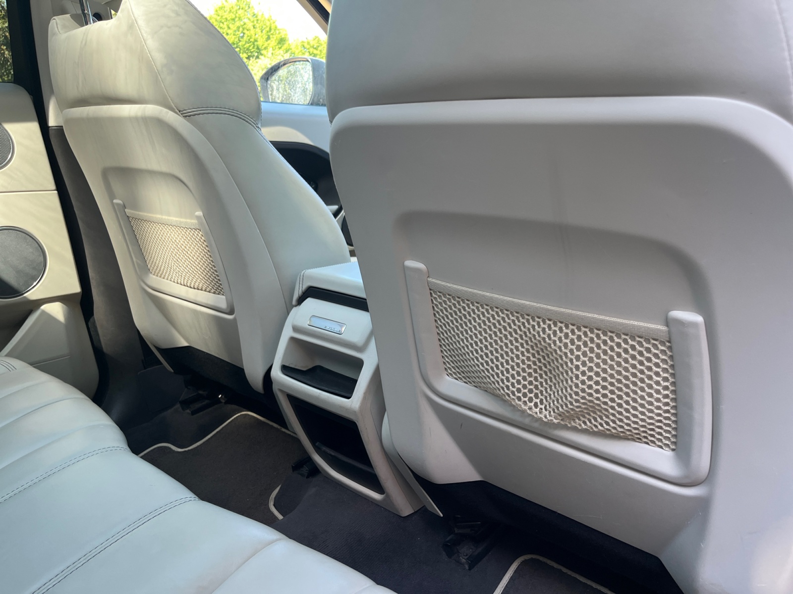 Land Rover Range Rover Evoque 23