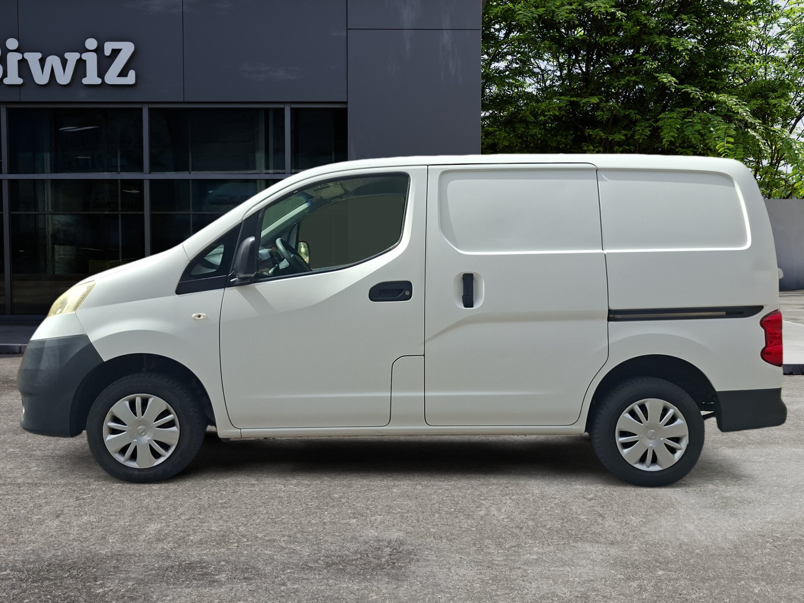 Nissan Nv200 Vu 1