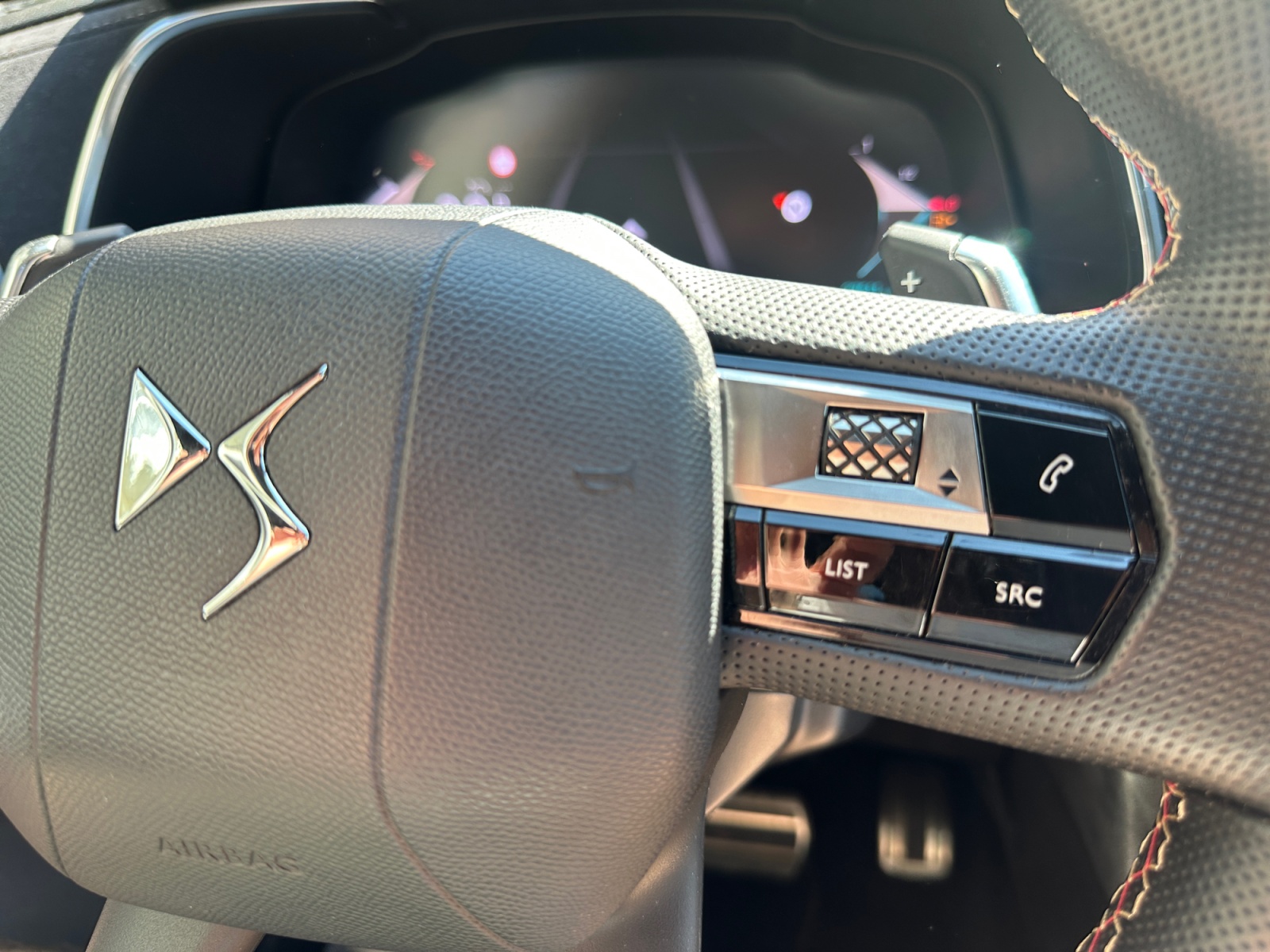 Ds Automobiles Ds 7 18