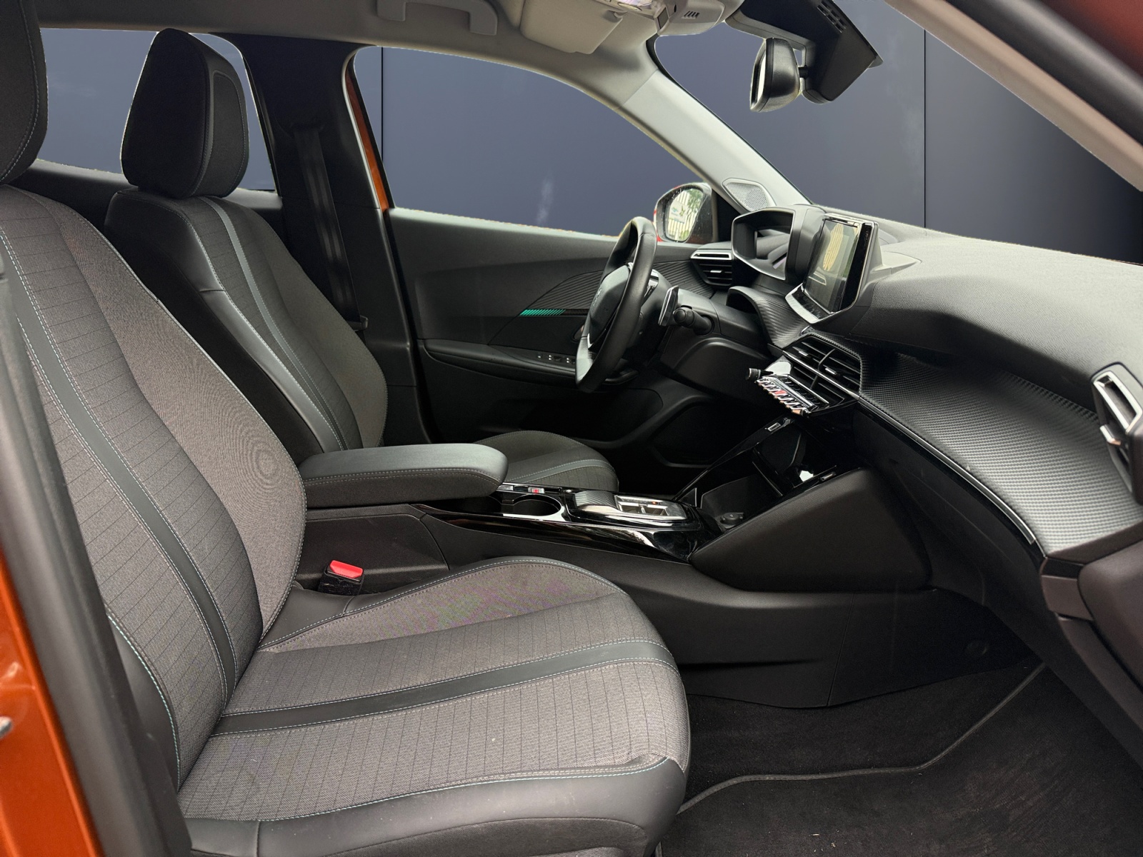 Peugeot 2008 13