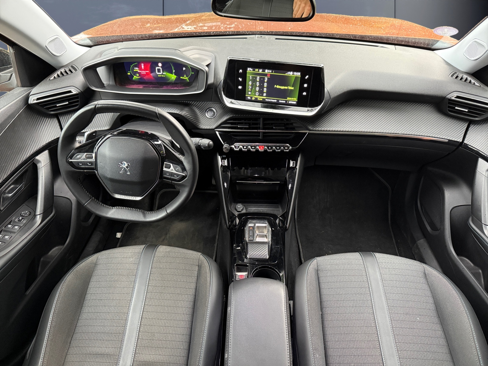 Peugeot 2008 14