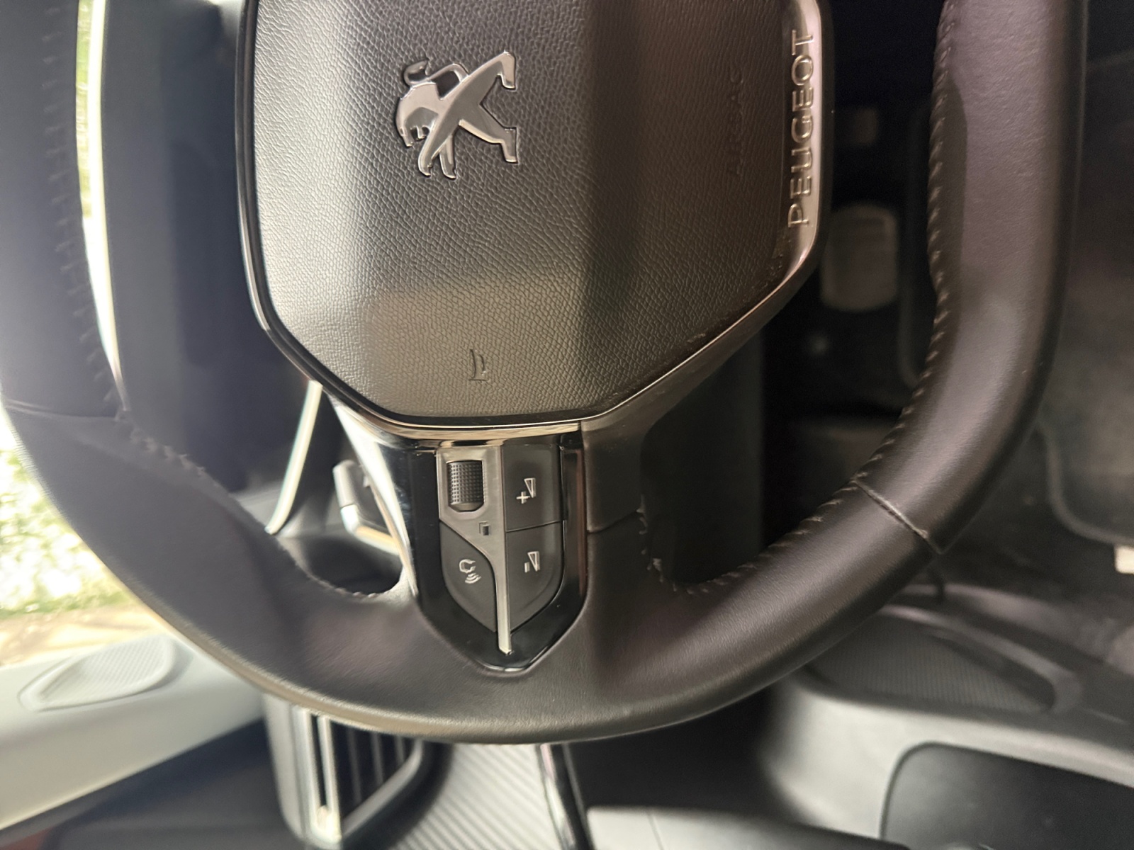Peugeot 2008 18