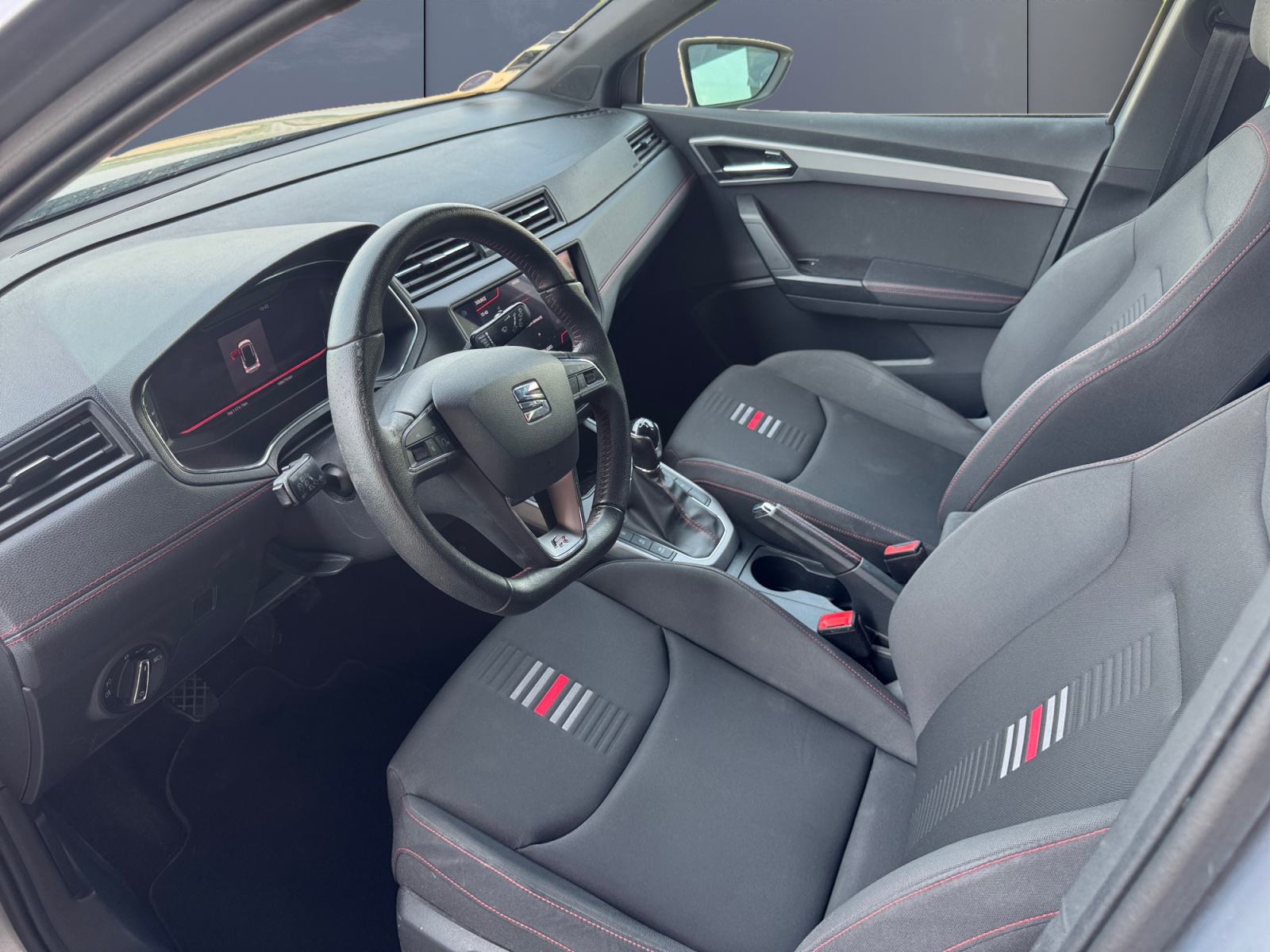 Seat Arona 8