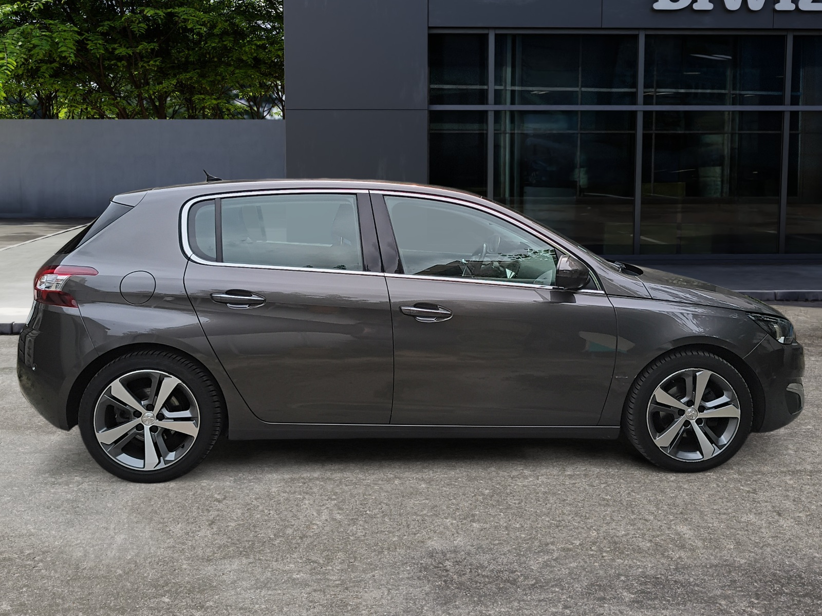 Peugeot 308 5