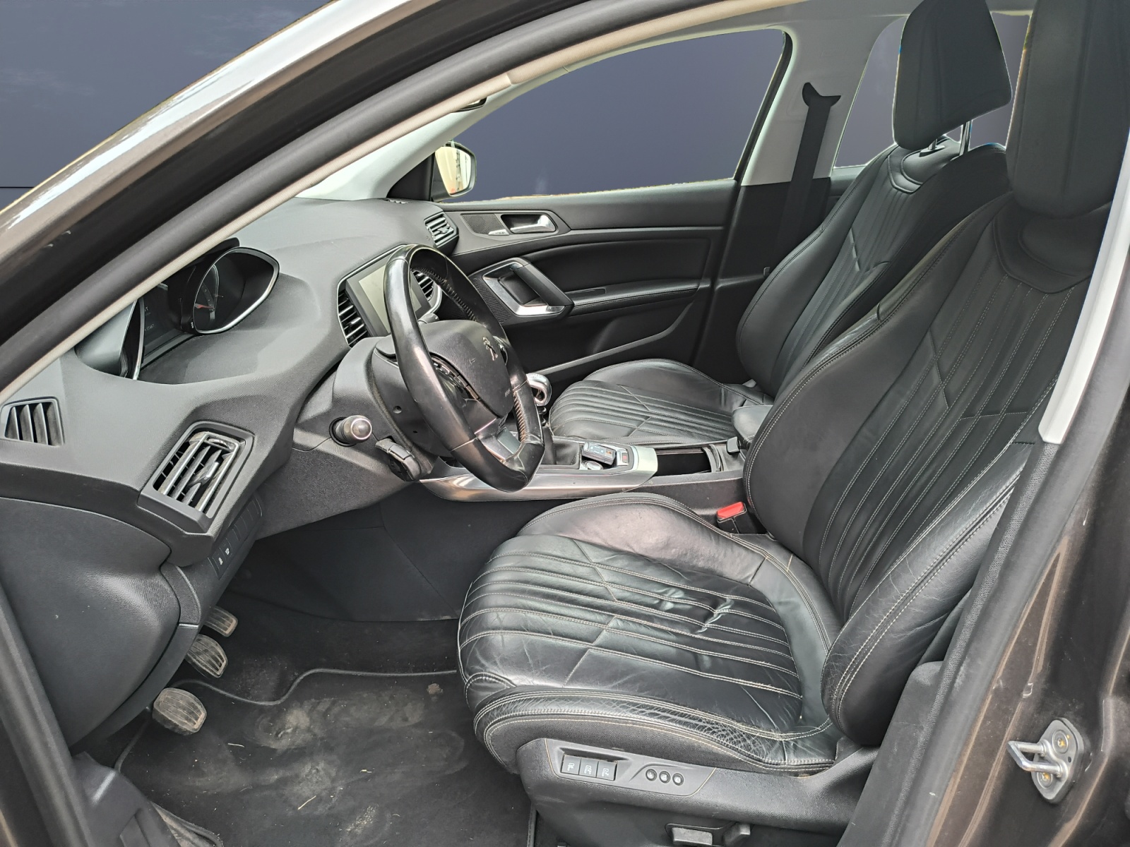 Peugeot 308 9