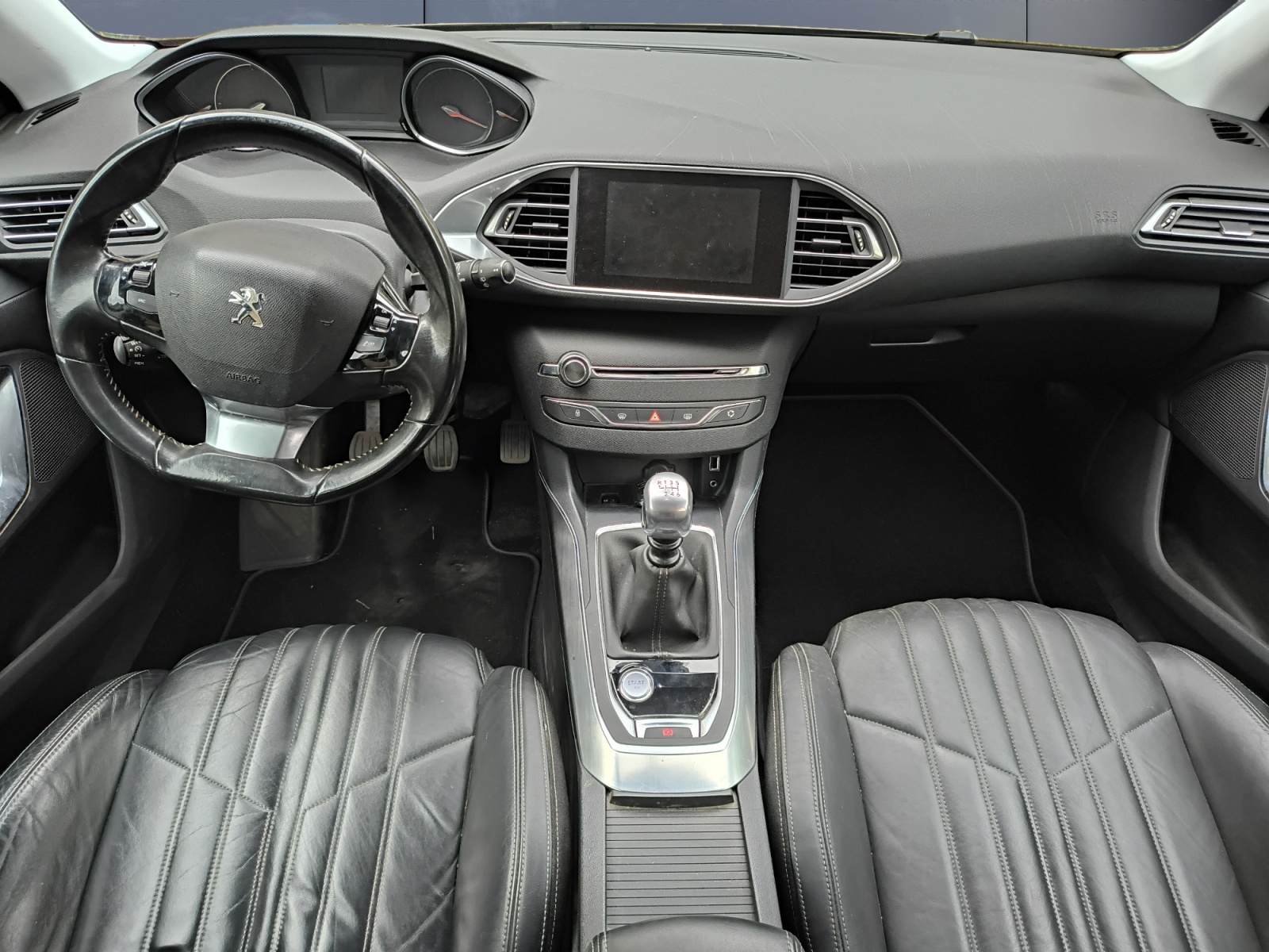 Peugeot 308 14