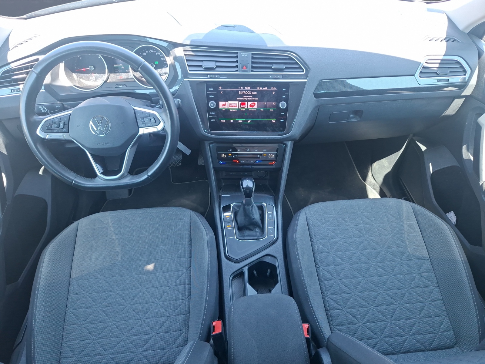Volkswagen Tiguan 14